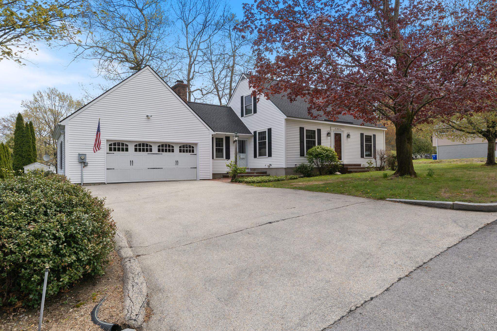633 Fairfield St, Manchester, NH 03104