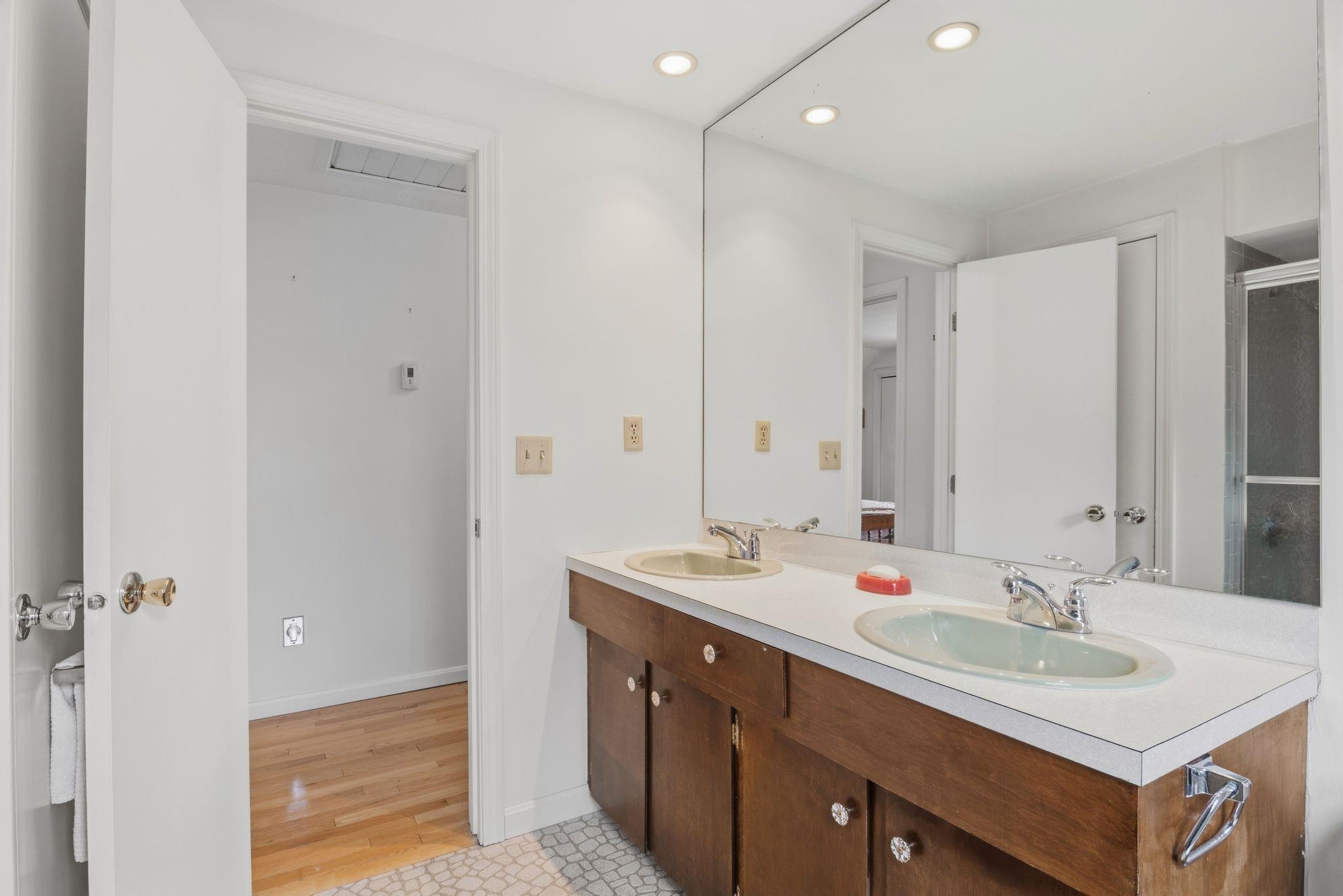 633 Fairfield St, Manchester, NH 03104