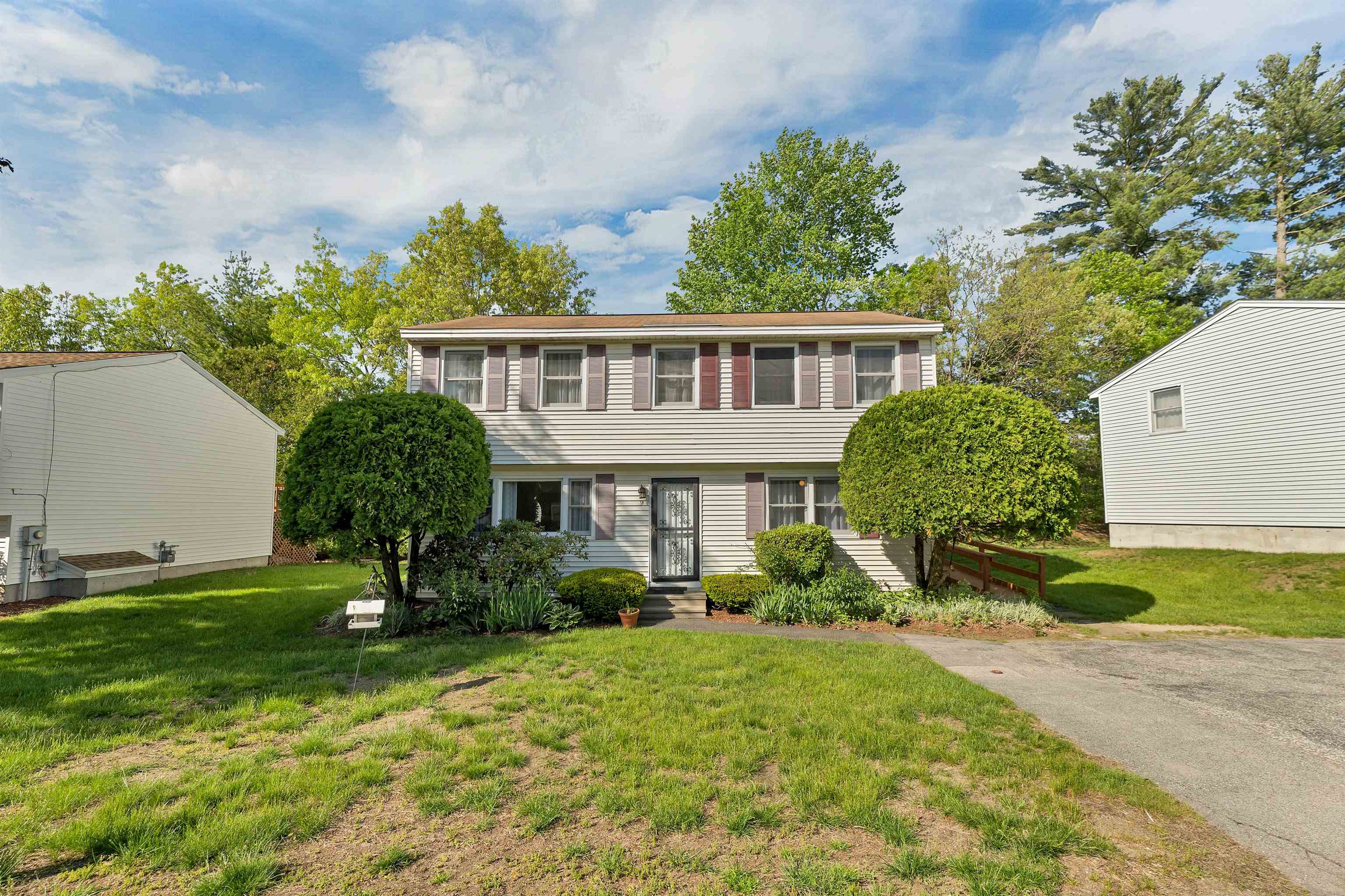 9 Mahogany Dr, Nashua, NH 03062