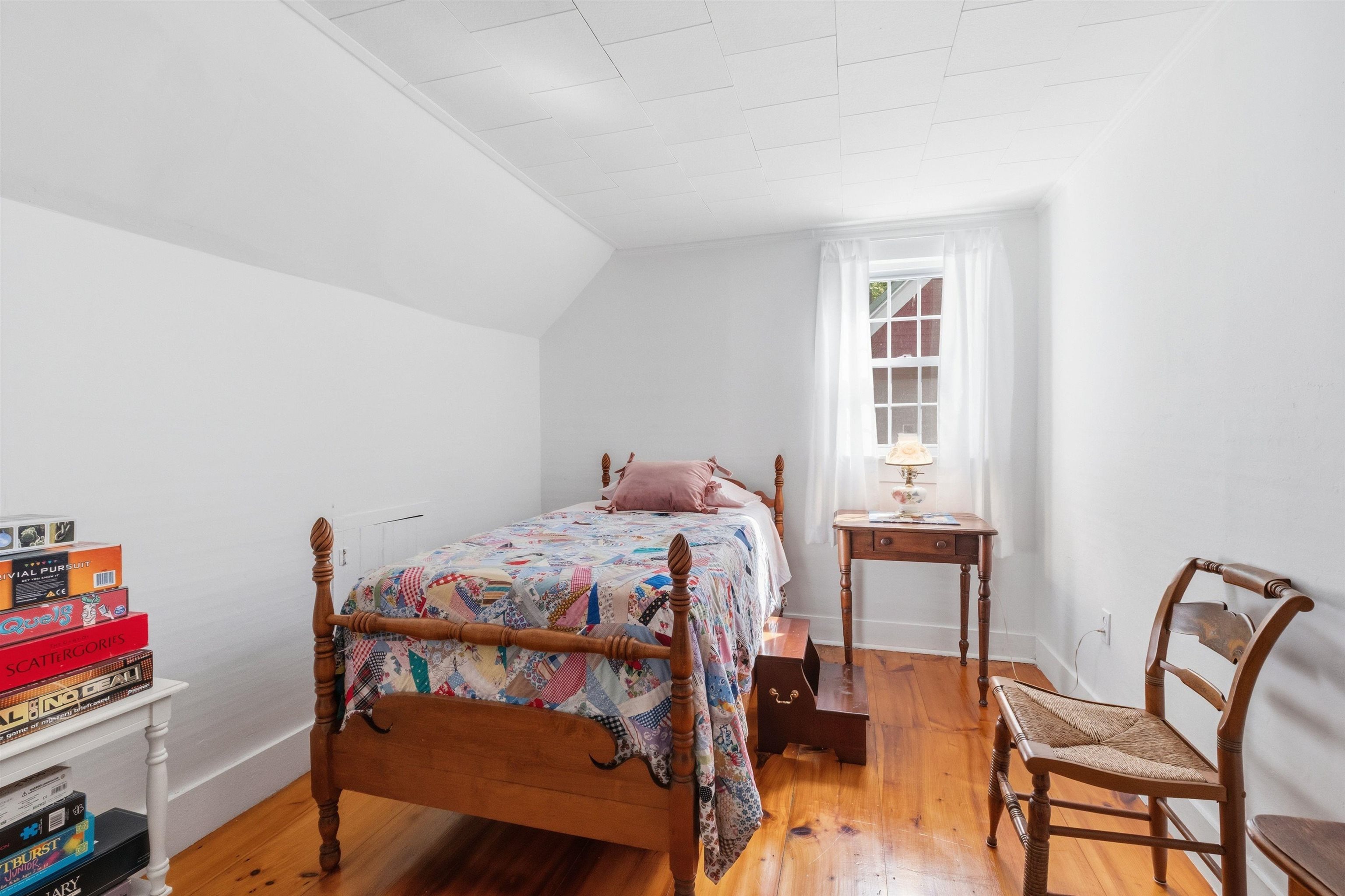 55 Bible Hill Rd, Warner, NH 03278