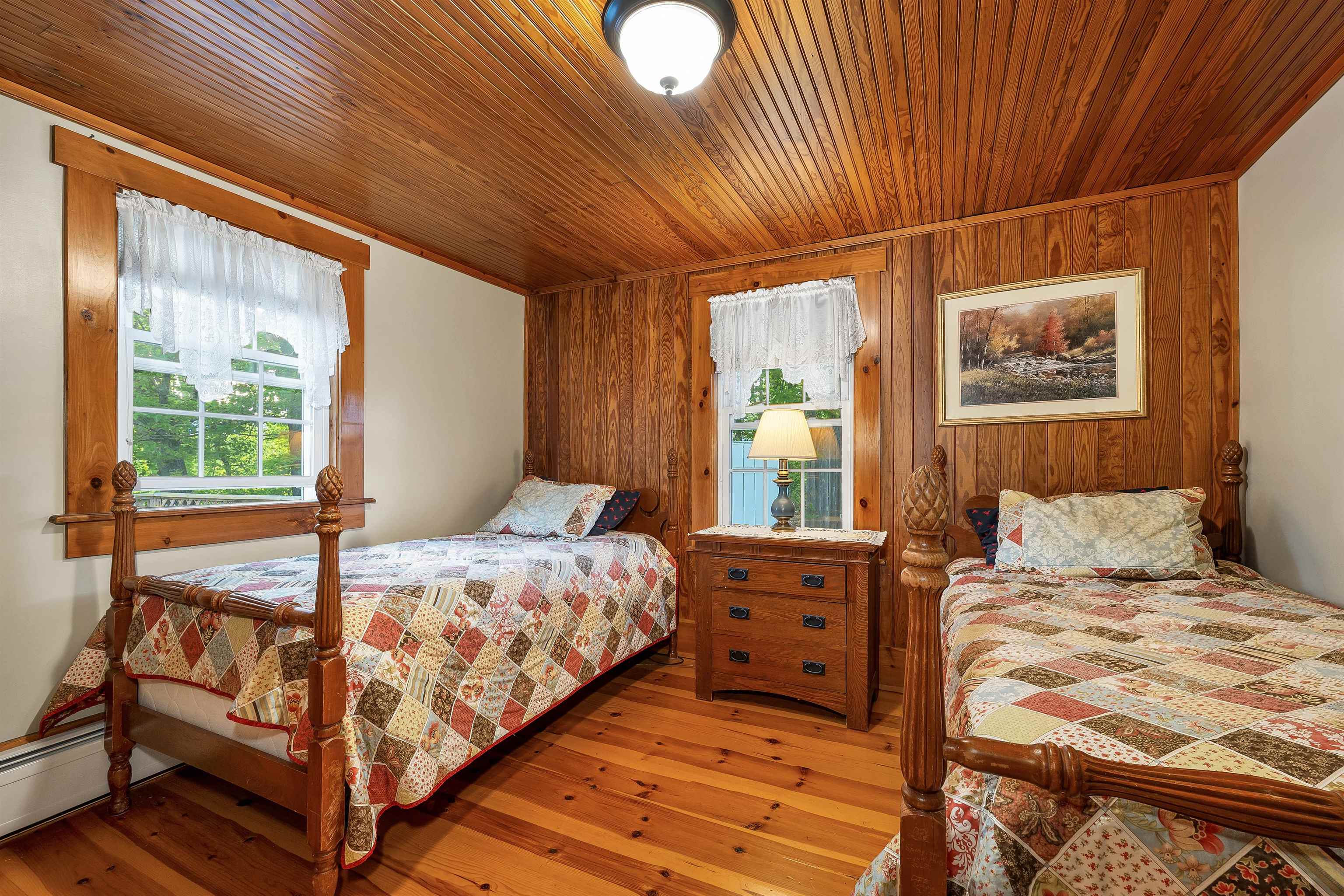 2384 White Mountain Hw, Conway, NH 03860