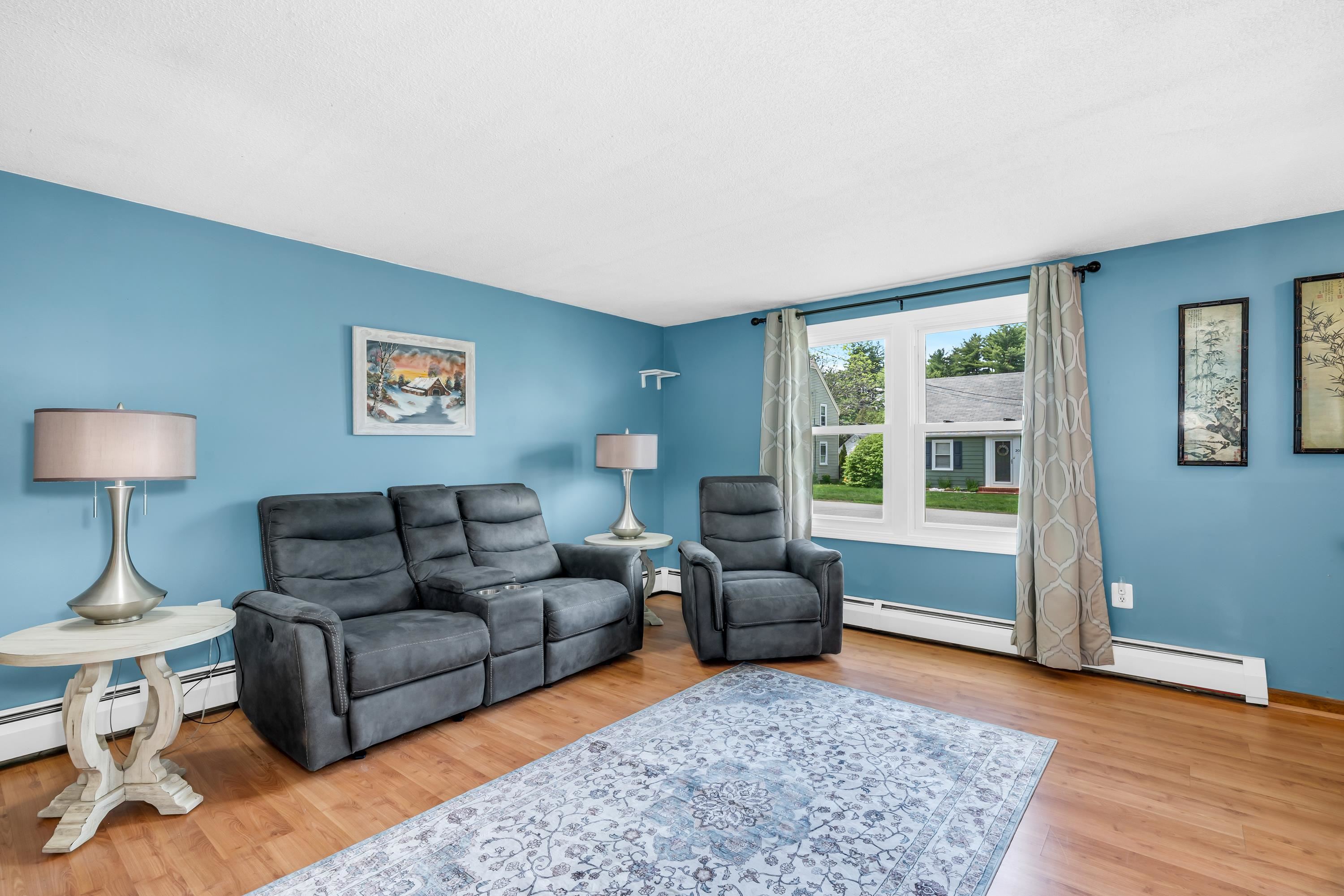17 Willey St, Rochester, NH 03867