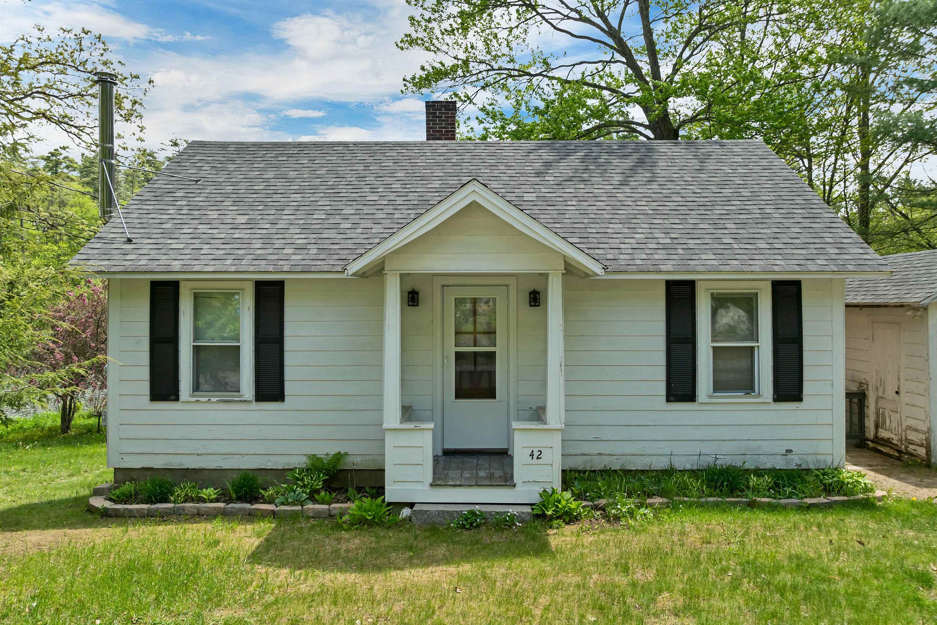 42 Water St, Meredith, NH 03253