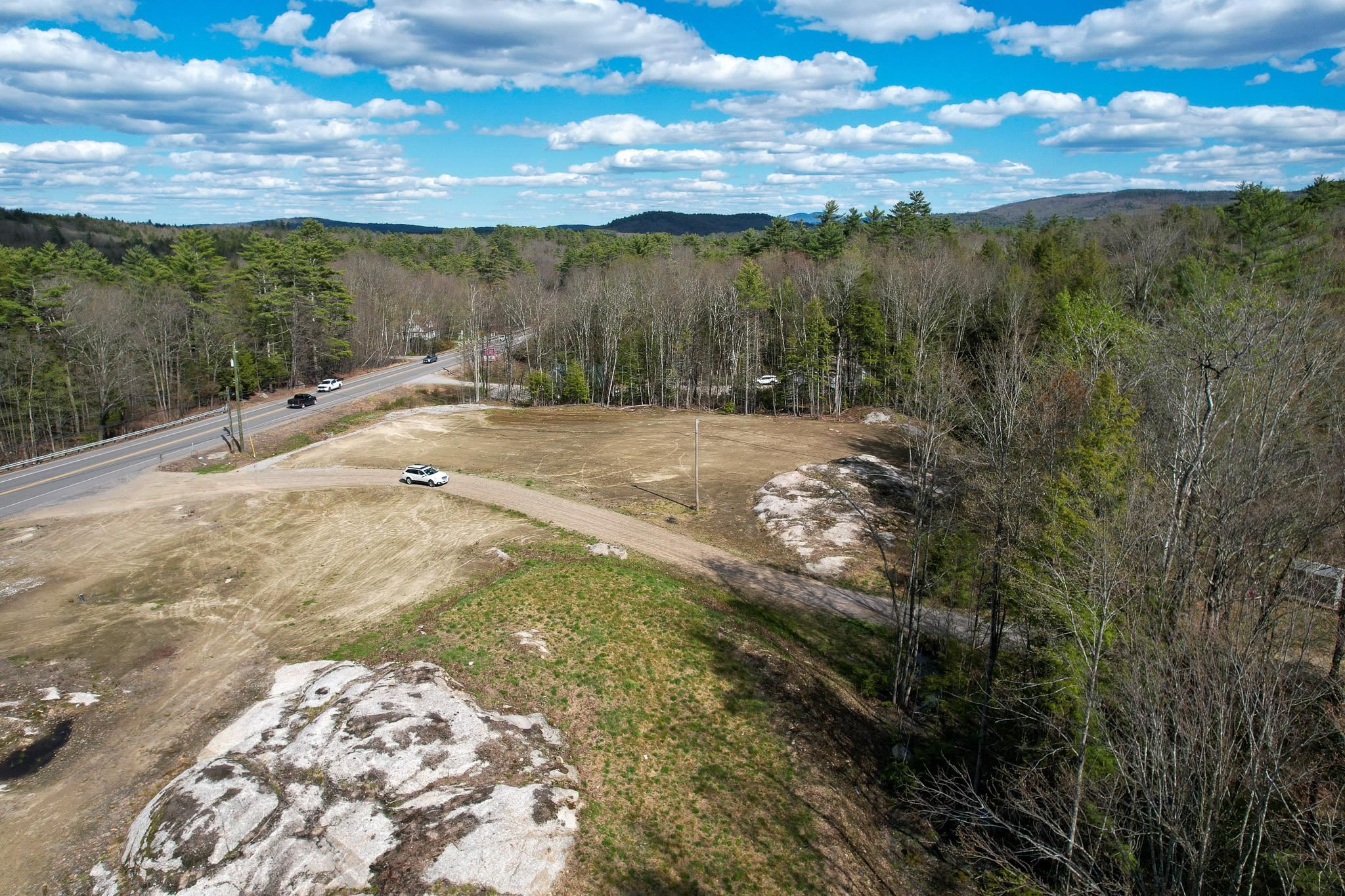 571 Nh Route 104, New Hampton, NH 03256