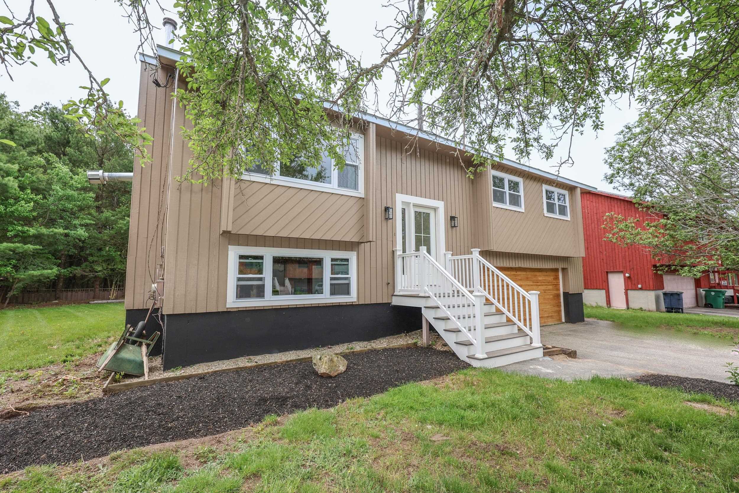 10 Eldorado Cir, Nashua, NH 03062