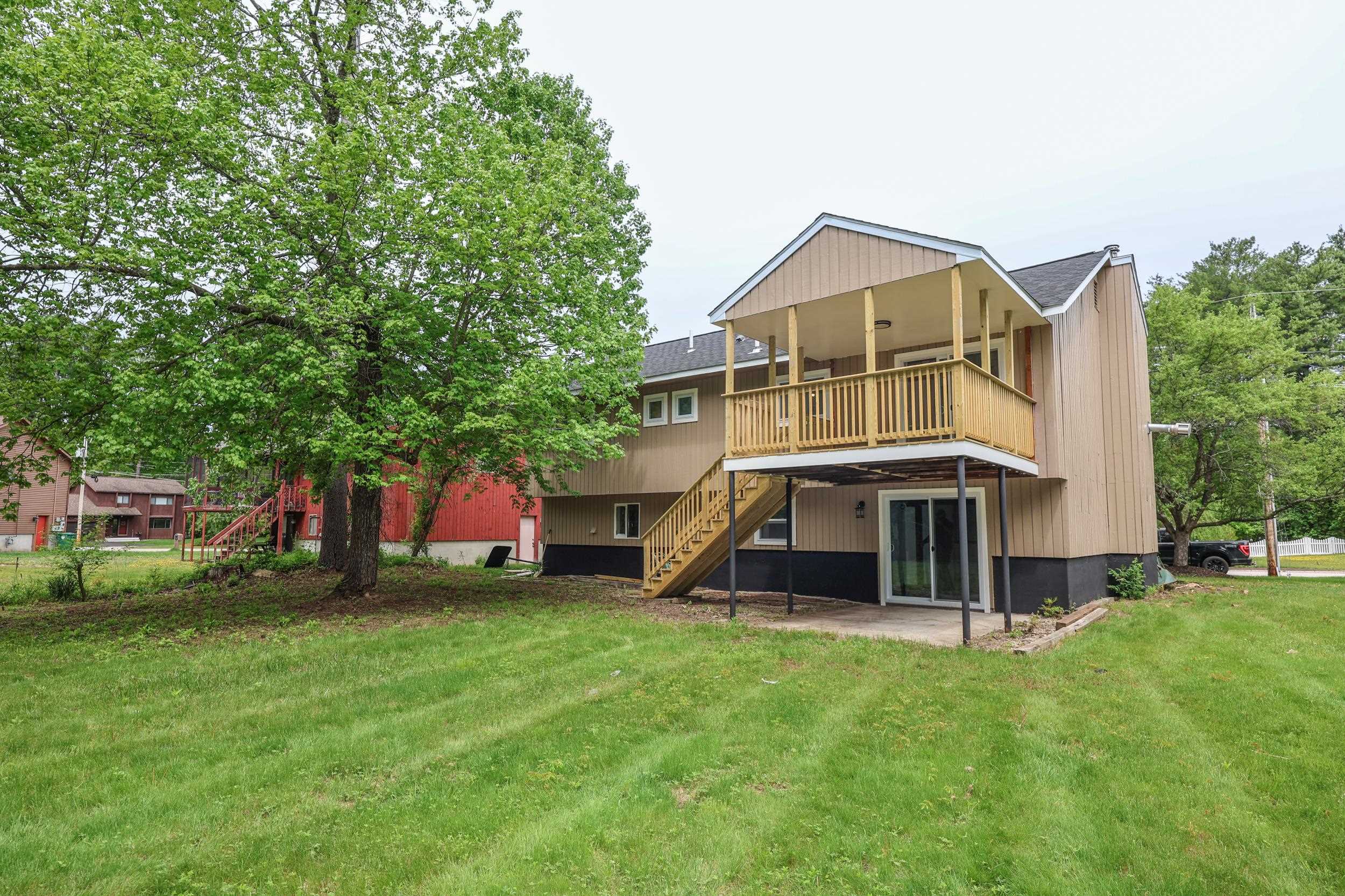 10 Eldorado Cir, Nashua, NH 03062
