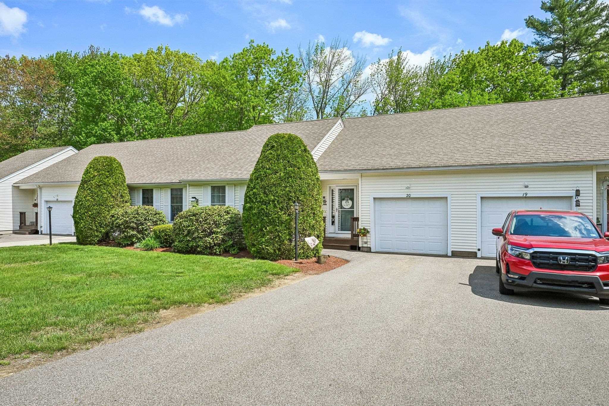 6 Patriot Dr, Hampstead, NH 03826