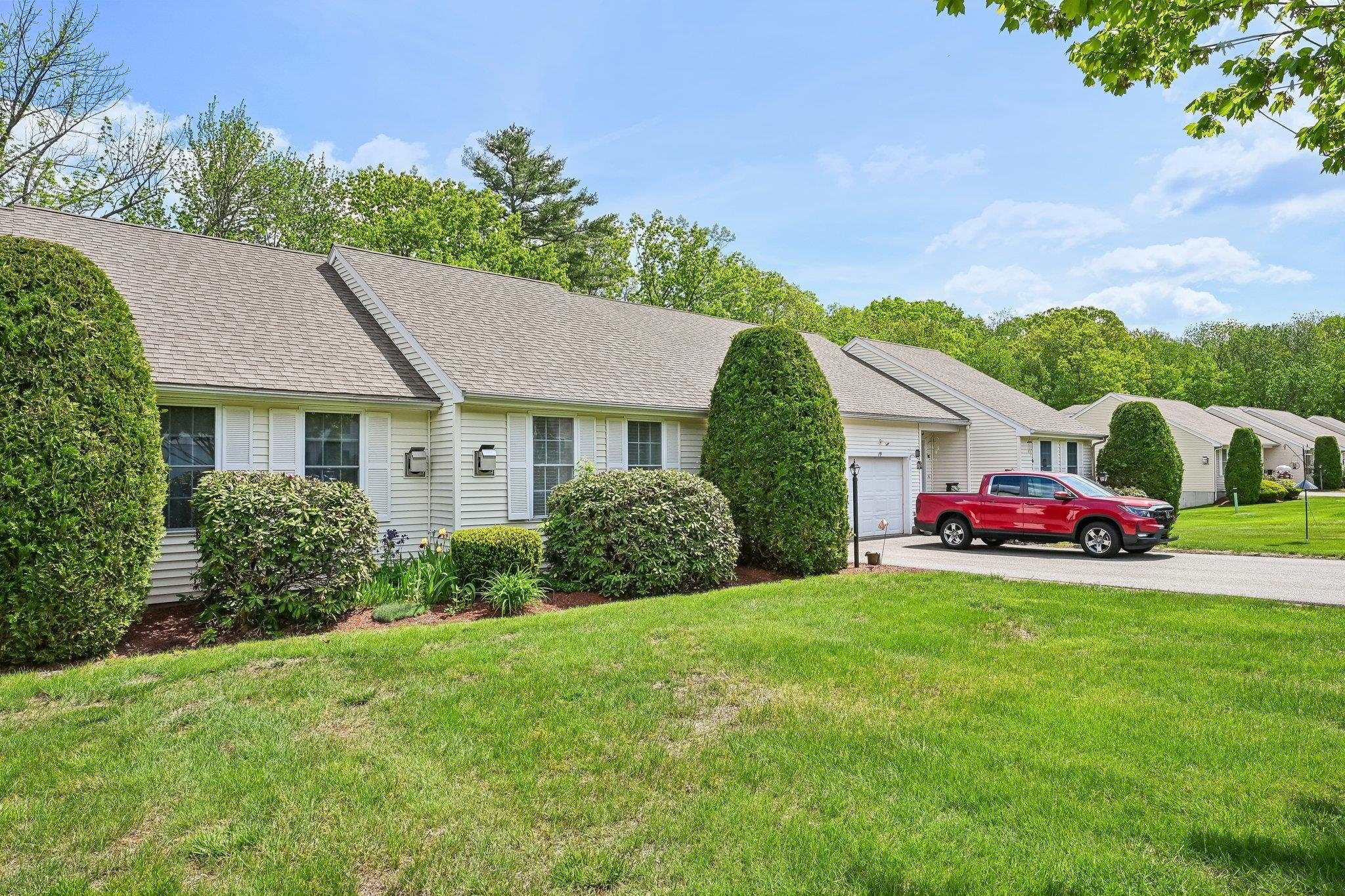 6 Patriot Dr #20, Hampstead, NH 03826