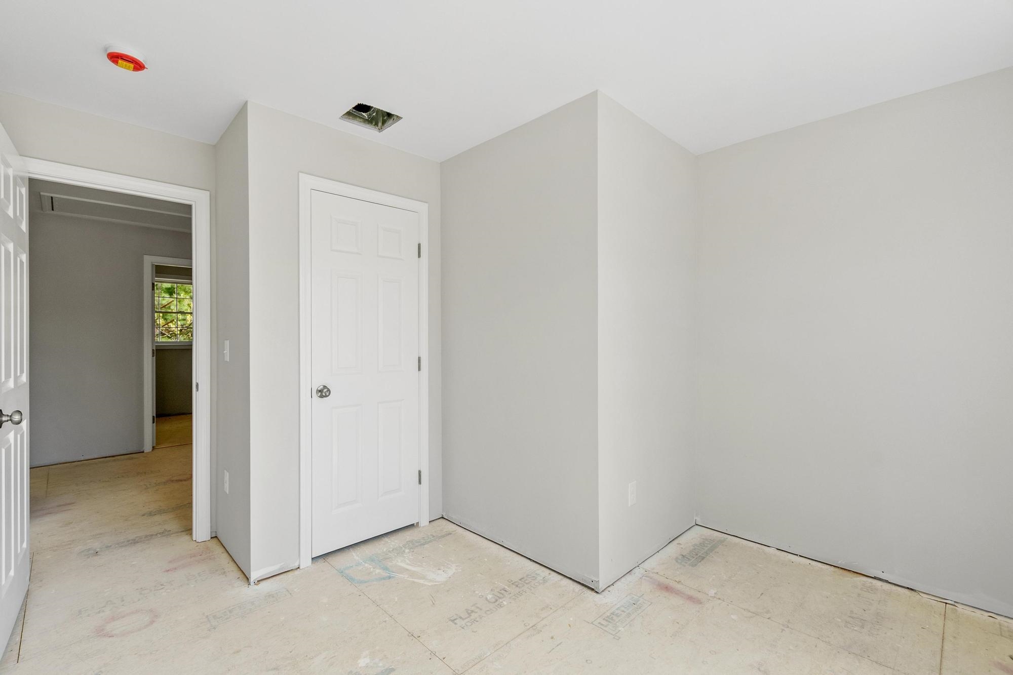 22 Benoit Ave, Pelham, NH 03076