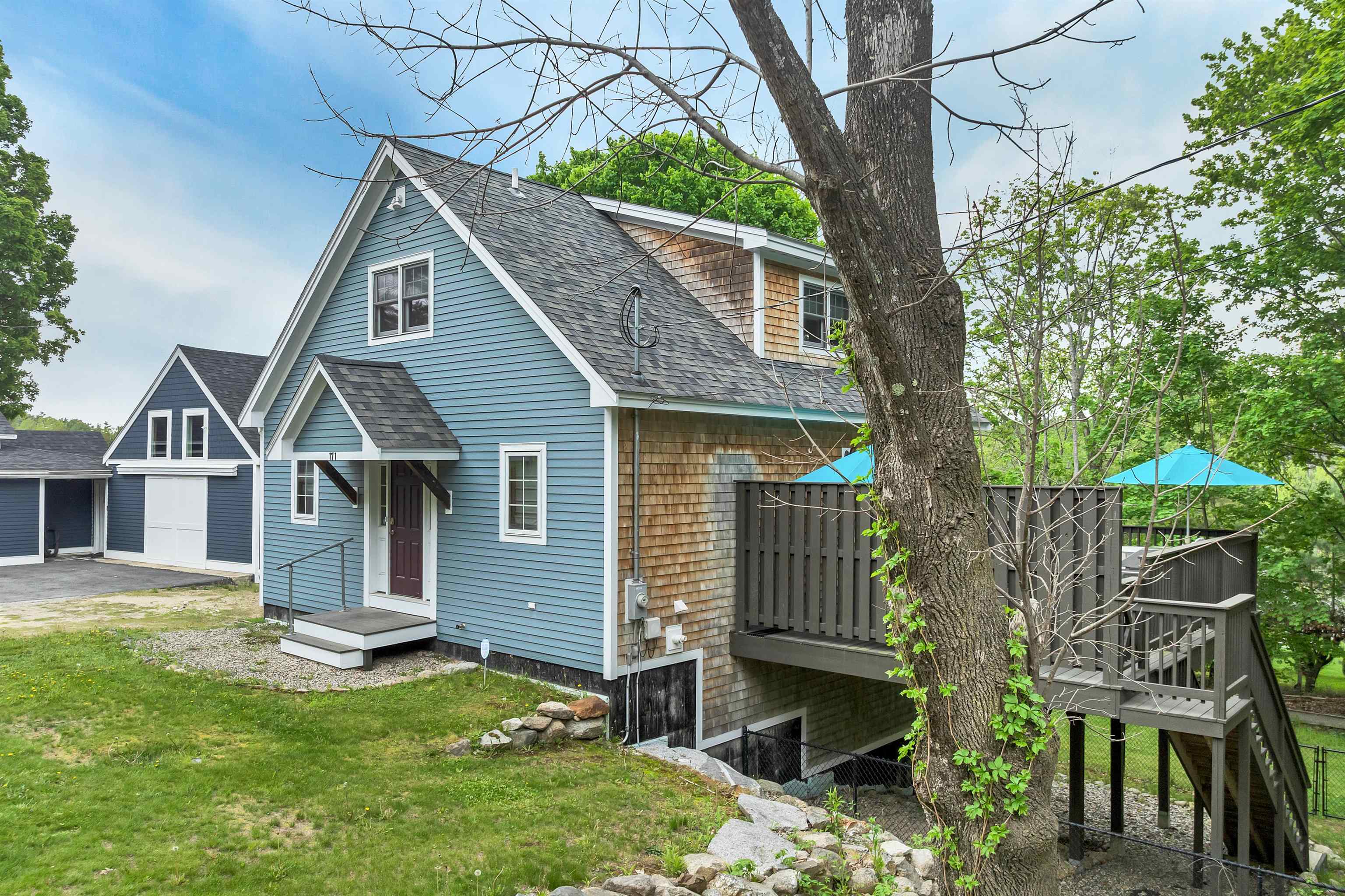 171 Center St, Wolfeboro, NH 03894