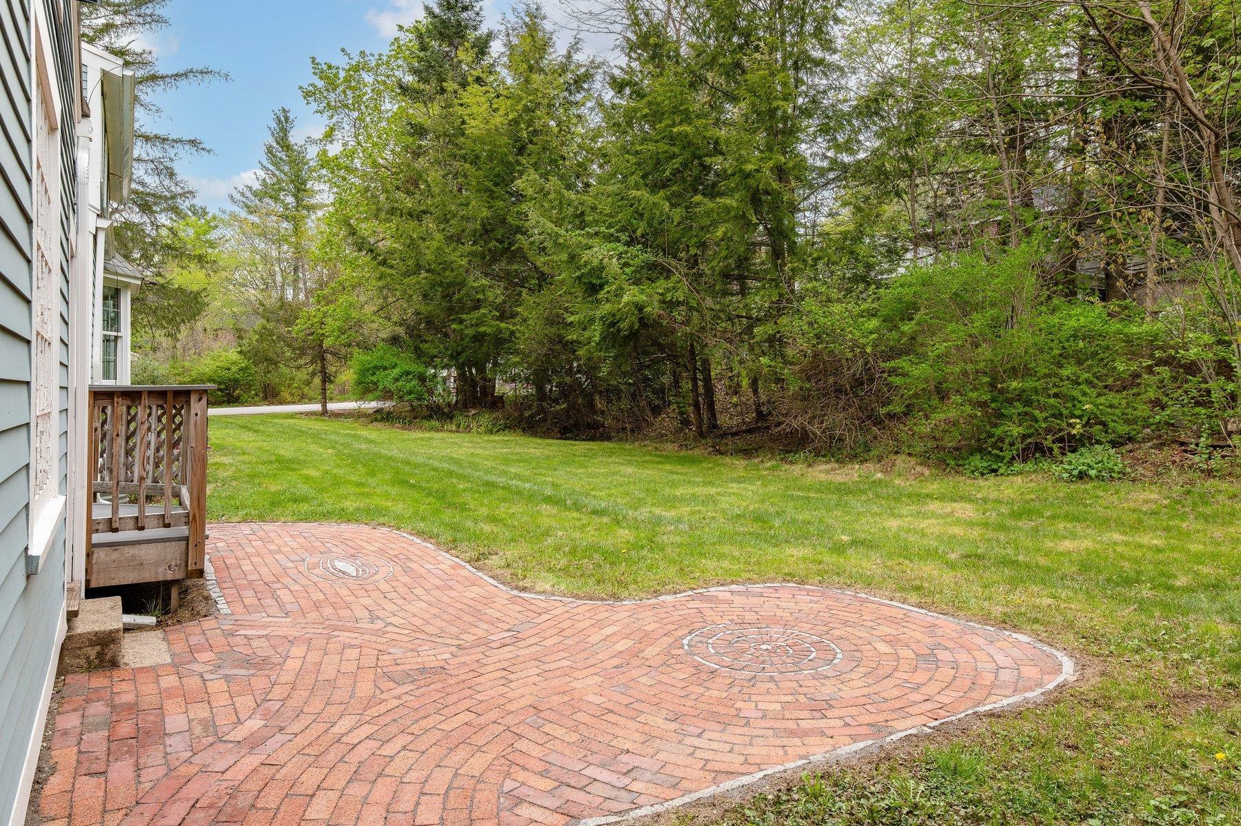 15 Oyster River Rd, Durham, NH 03824