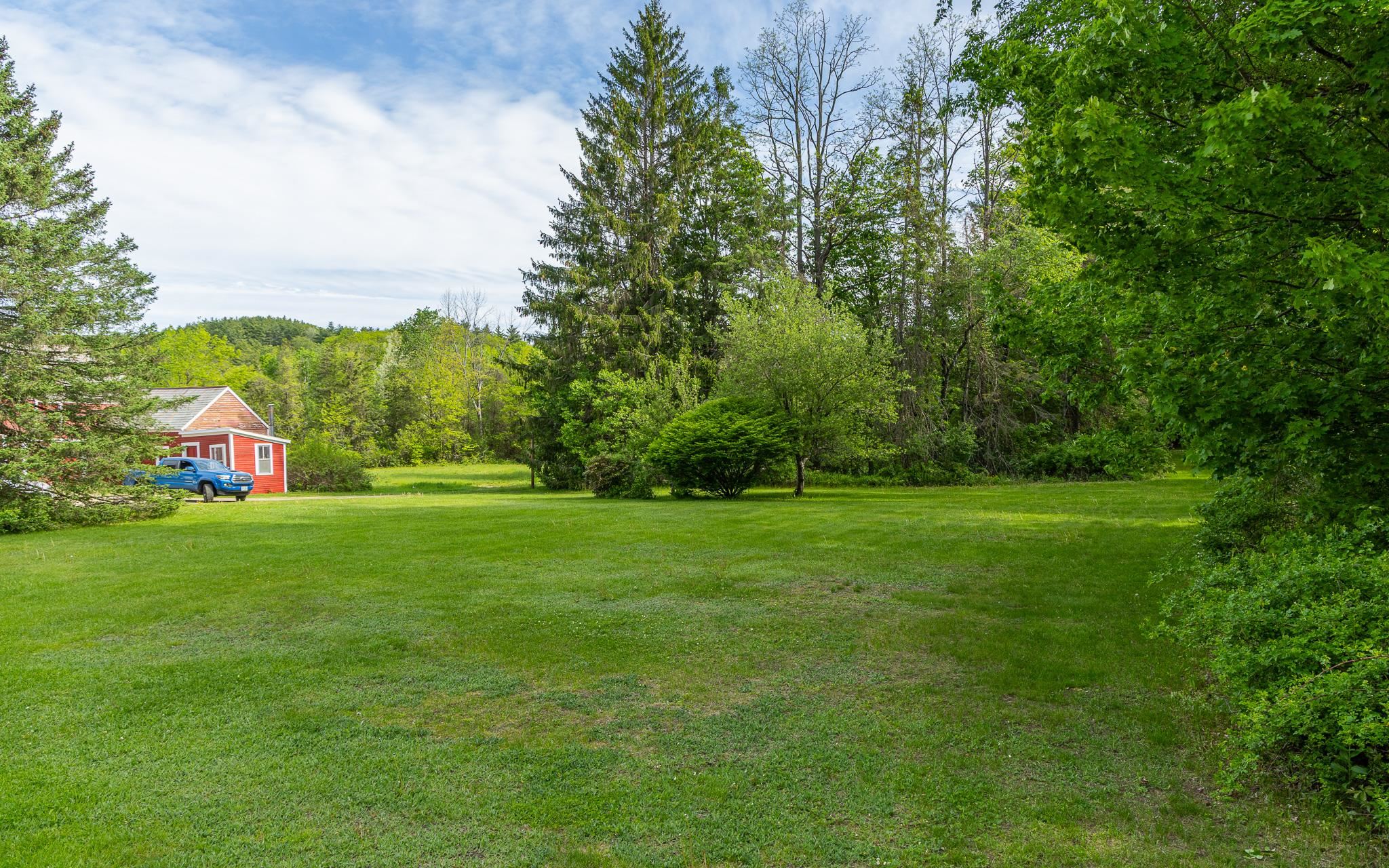 82 Main St, Marlborough, NH 03455