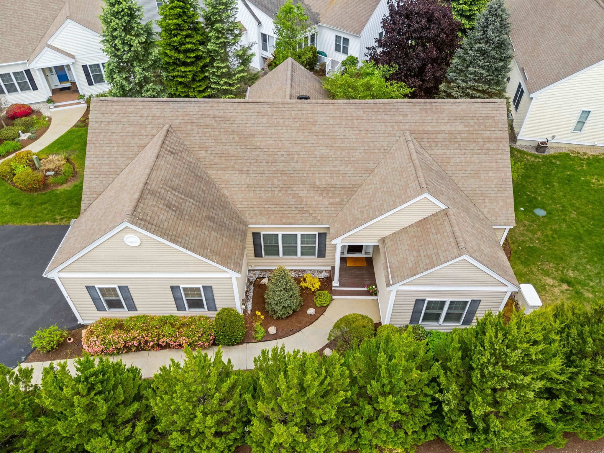 1 Tarleton Ln, Amherst, NH 03031