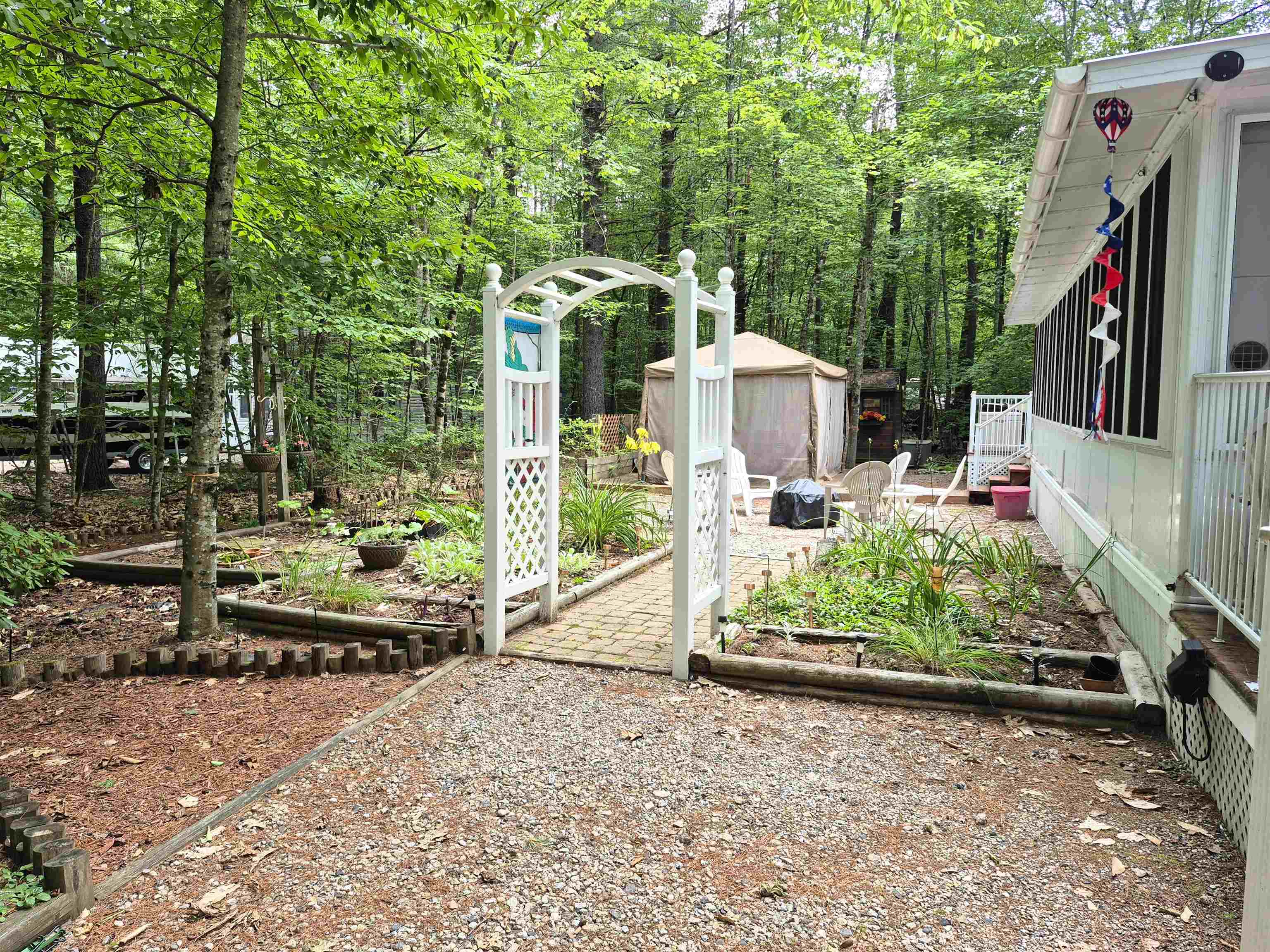 40 Pine Rd, Wakefield, NH 03830