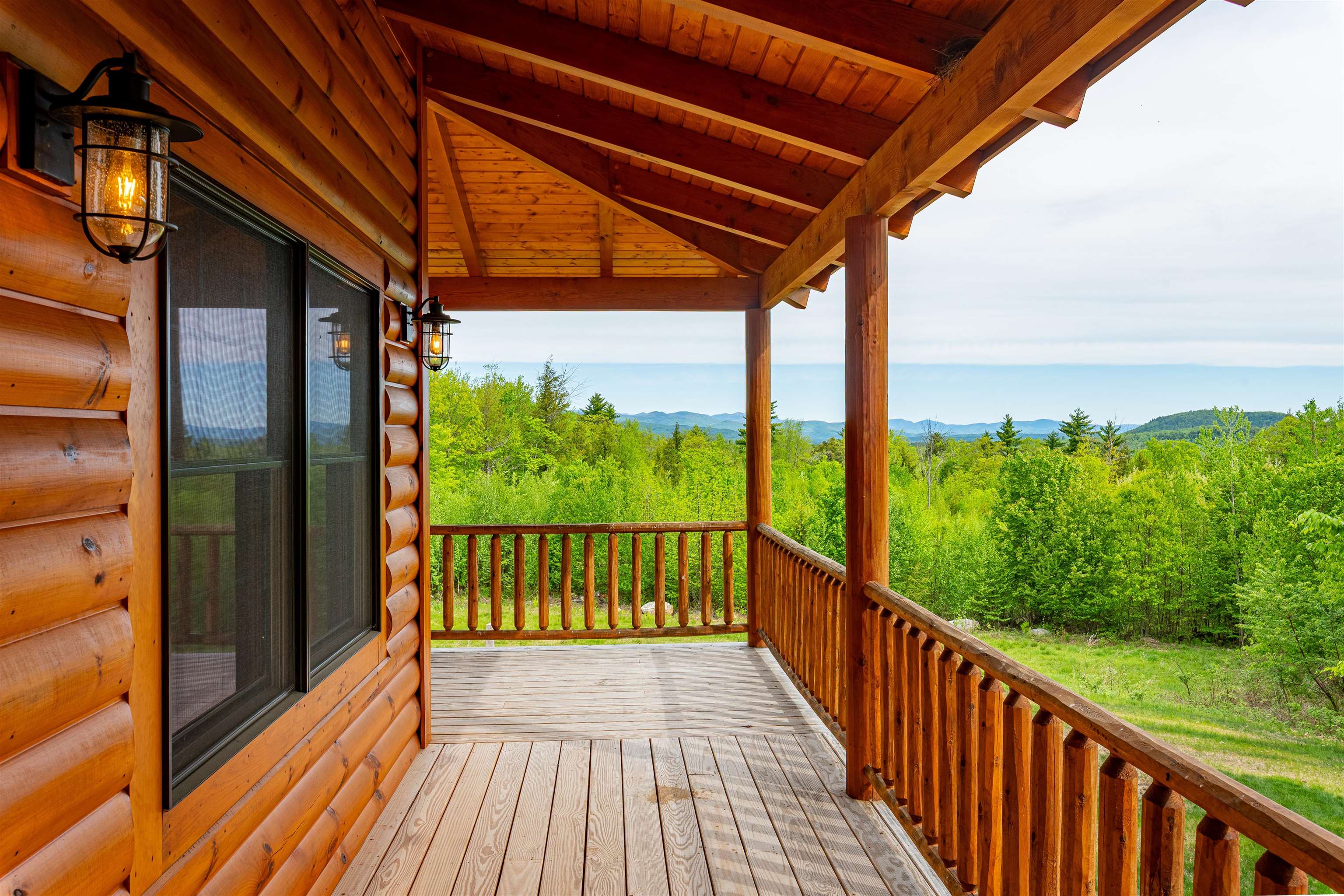 1881 Brownfield Rd, Conway, NH 03813