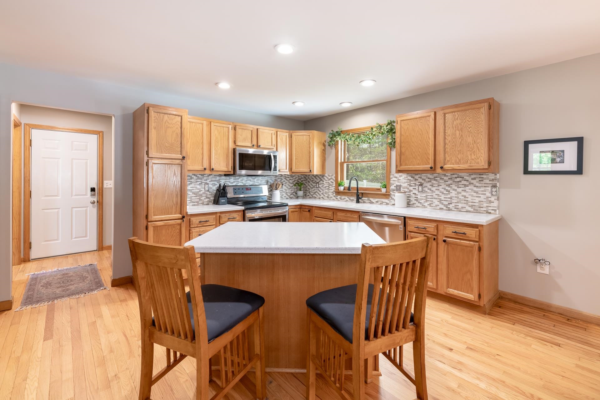 131 Hillcrest Dr, Laconia, NH 03246