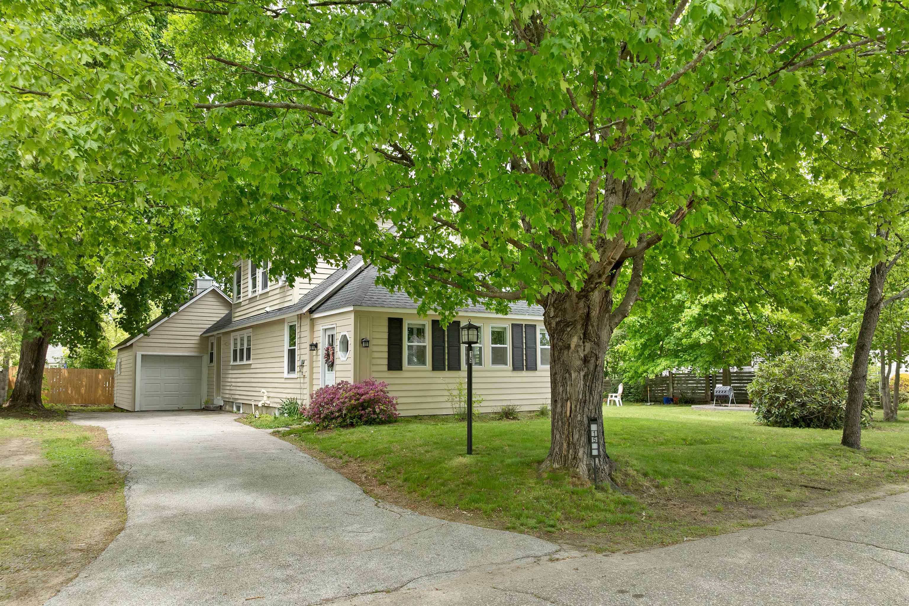 15 Snow St, Concord, NH 03303