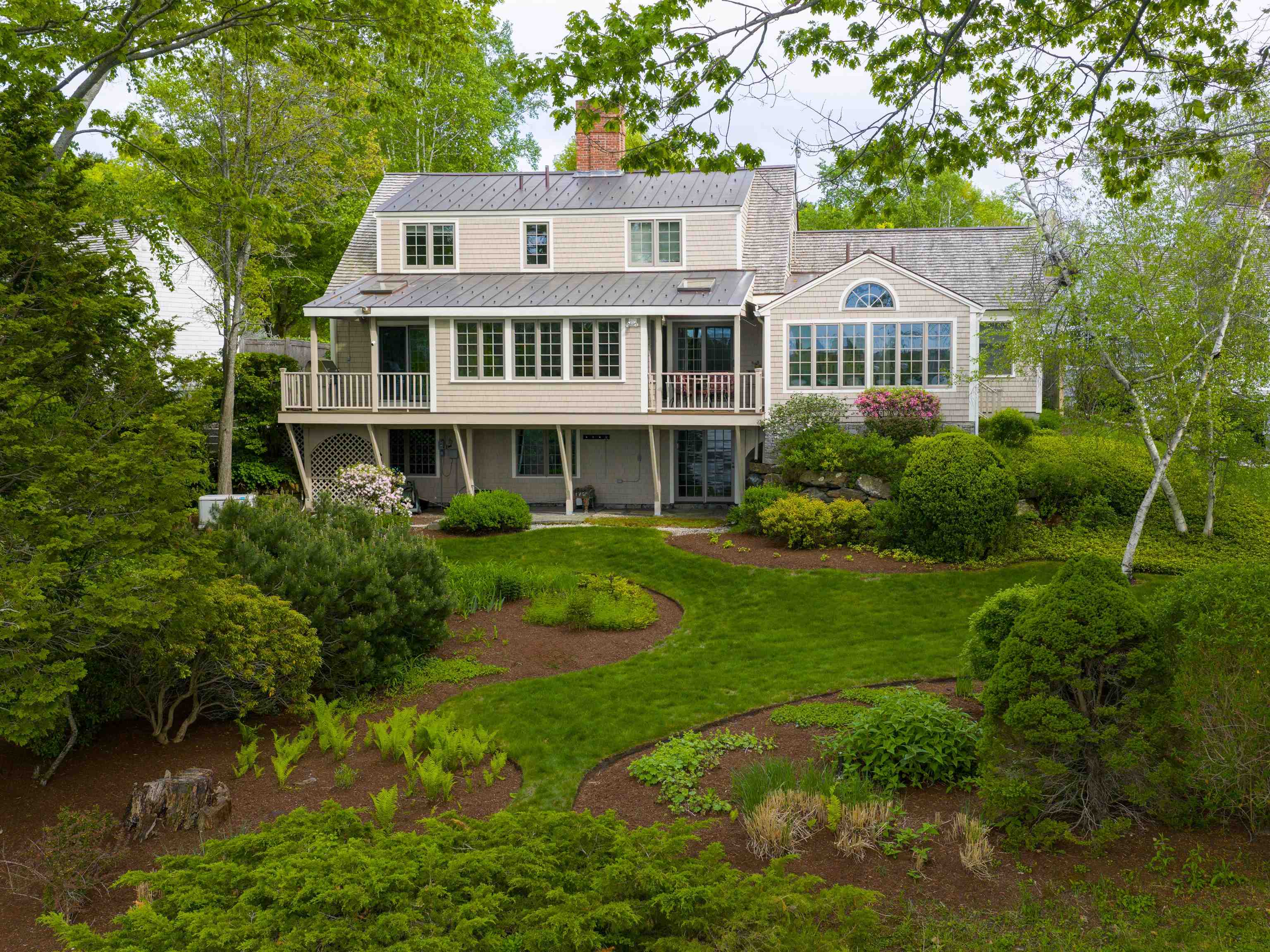 38 Ducks Head Rd, New Castle, NH 03854