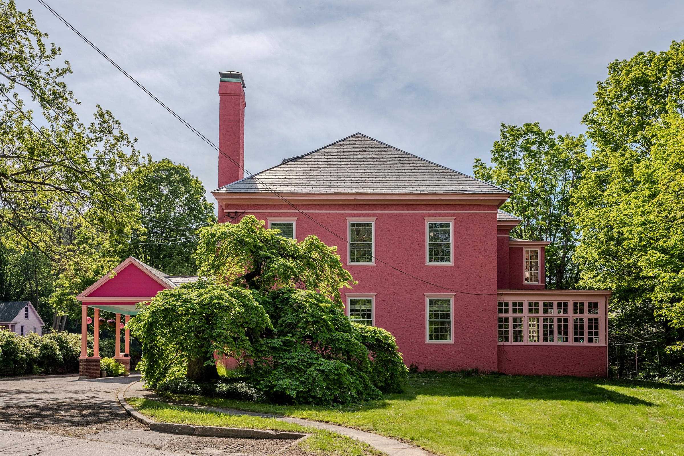 image of Springfield VT Home | sq.ft. 11424 