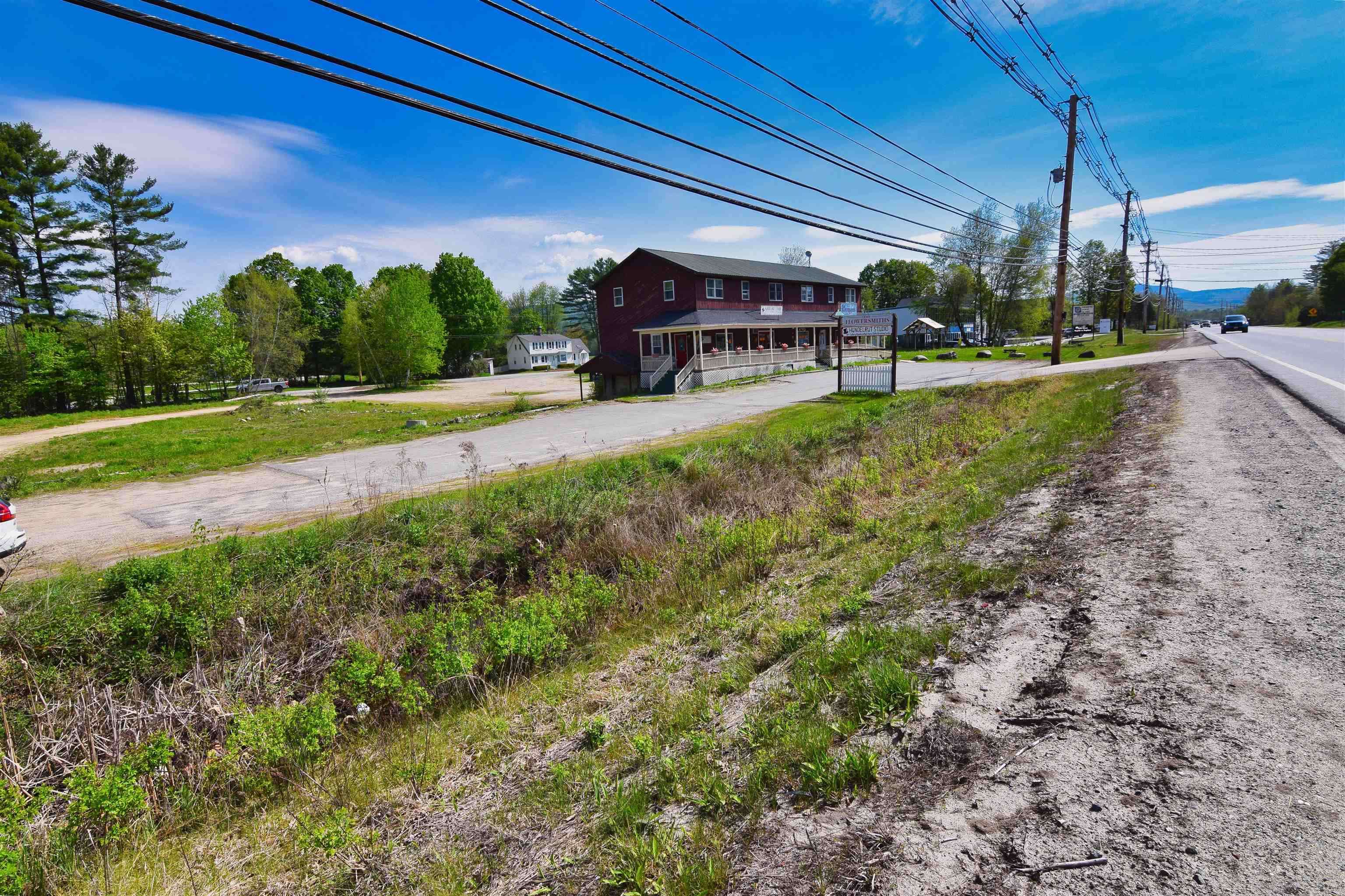 584 Tenney Mountain Hw, Plymouth, NH 03245