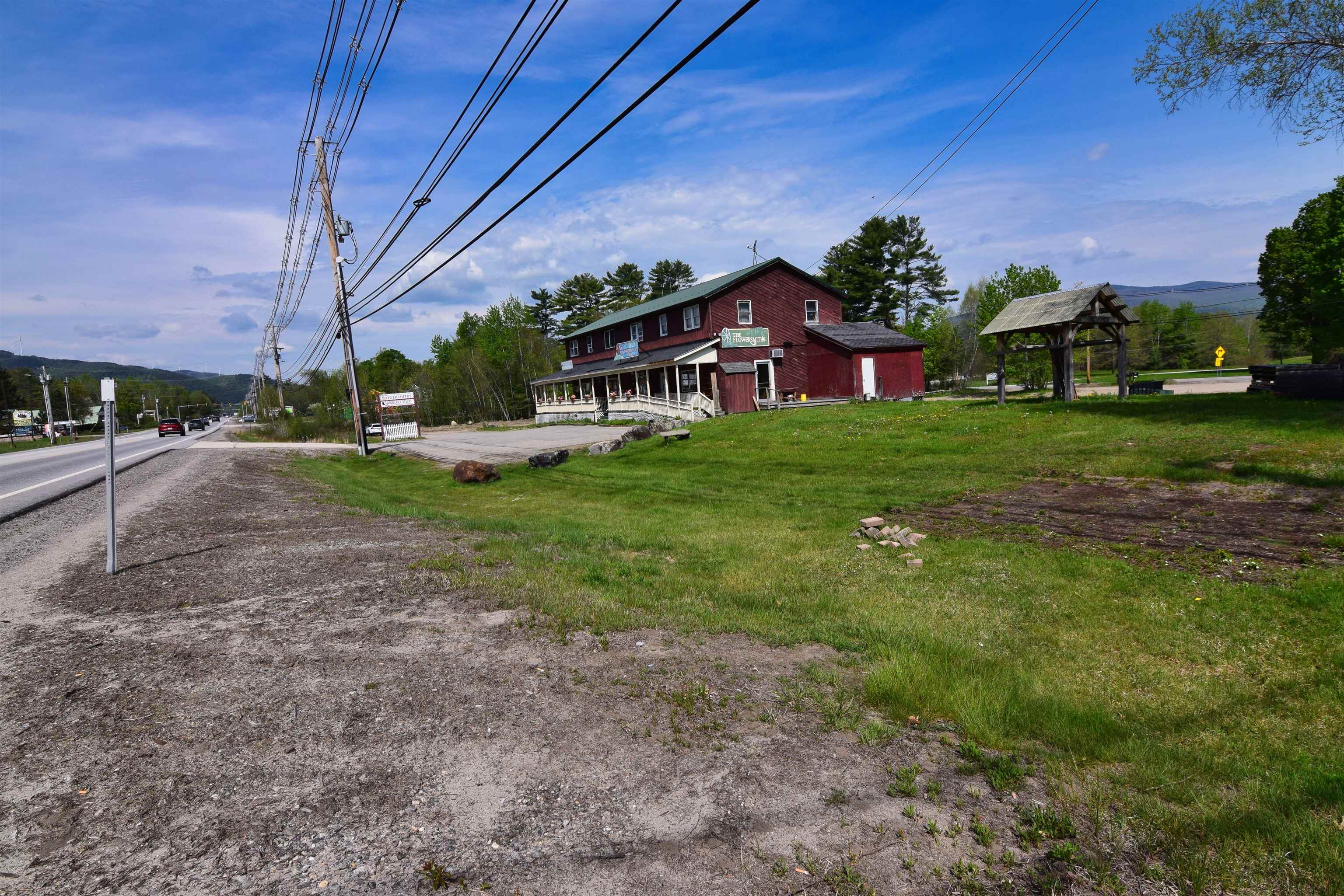 584 Tenney Mountain Hw, Plymouth, NH 03245