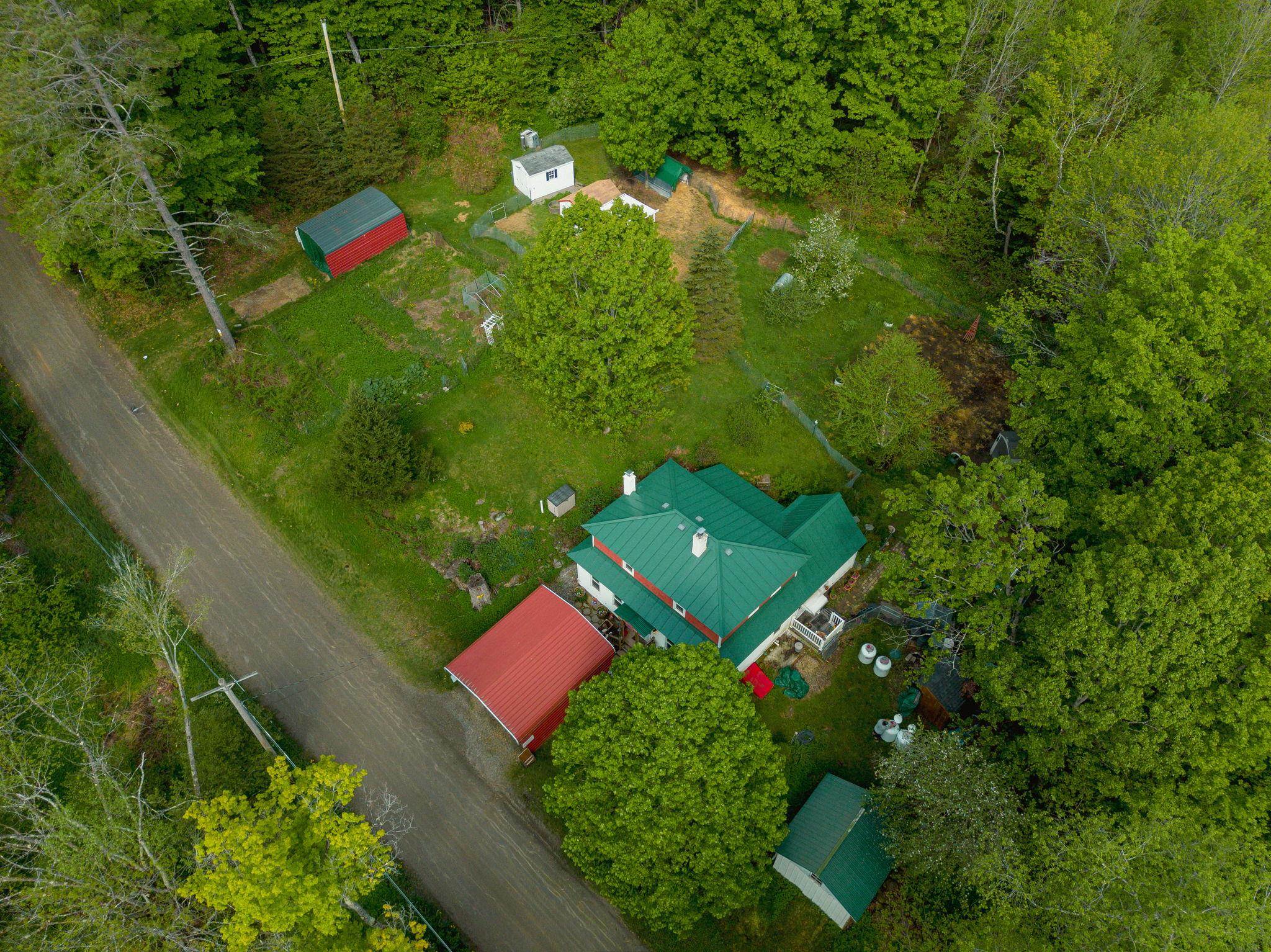 26 Baine Rd, Marlow, NH 03456
