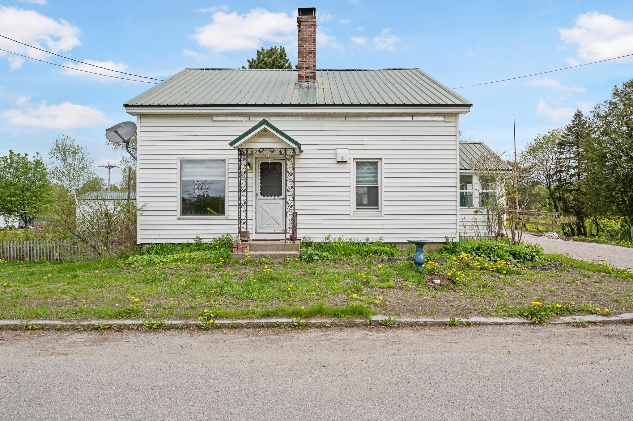 62 Bridge St, Colebrook, NH 03576