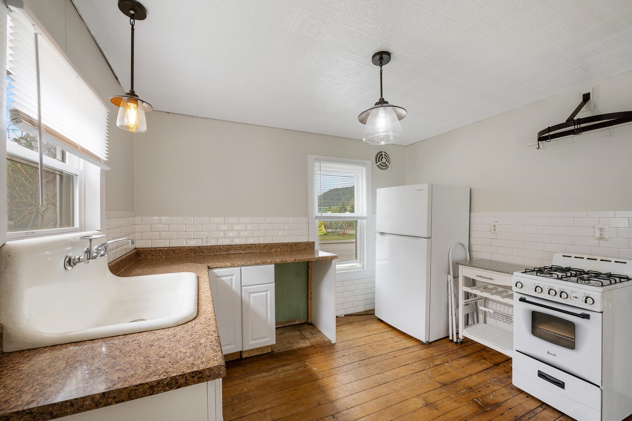 62 Bridge St, Colebrook, NH 03576