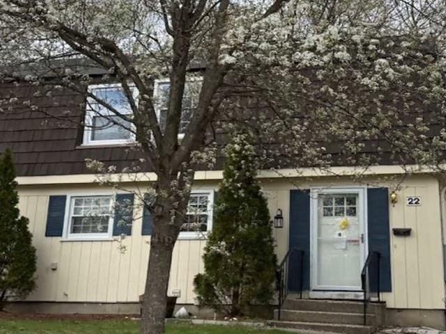 22 Kern Dr, Nashua, NH 03060