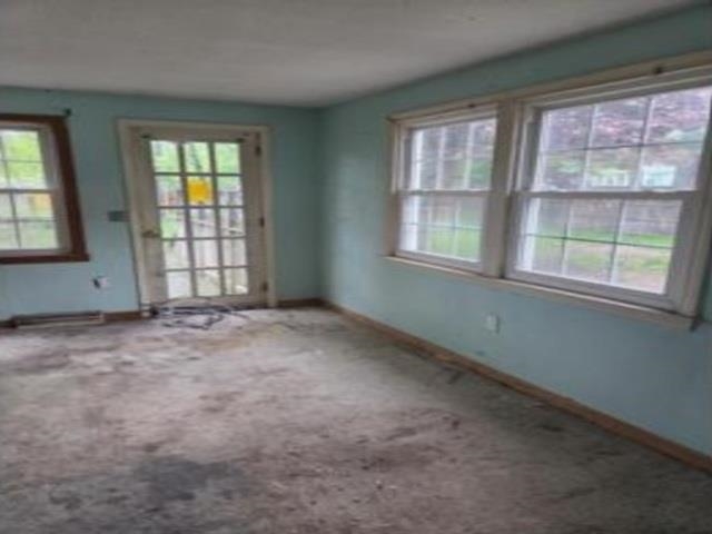 22 Kern Dr, Nashua, NH 03060