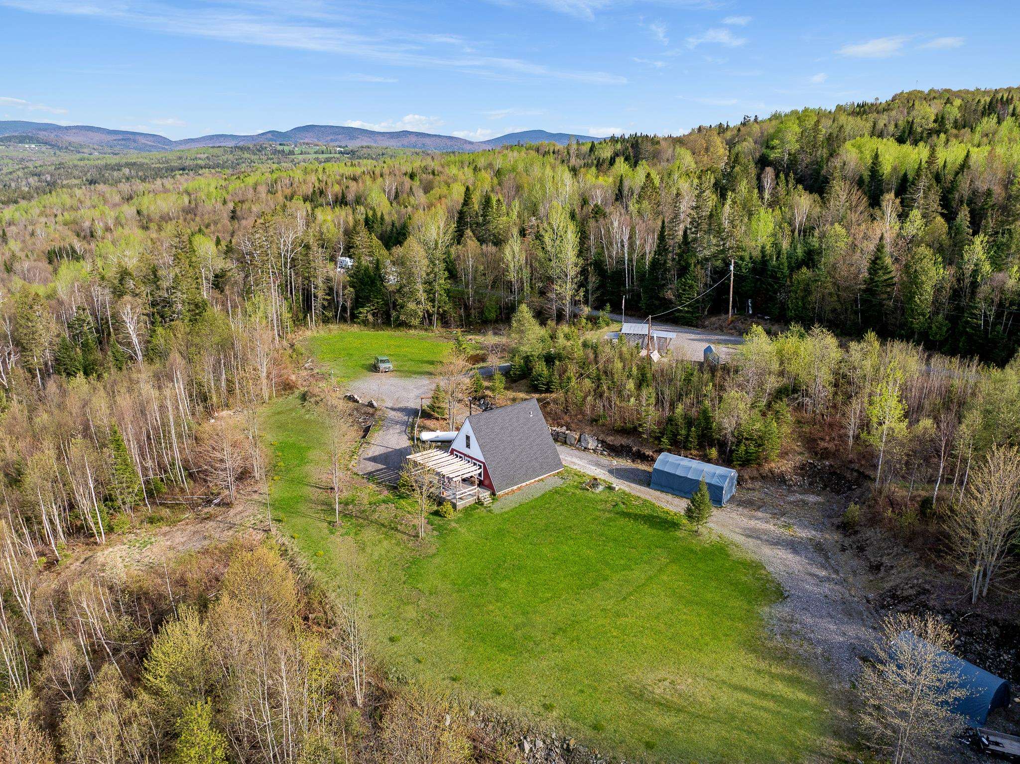 113 Carleton Hill Rd, Colebrook, NH 03576