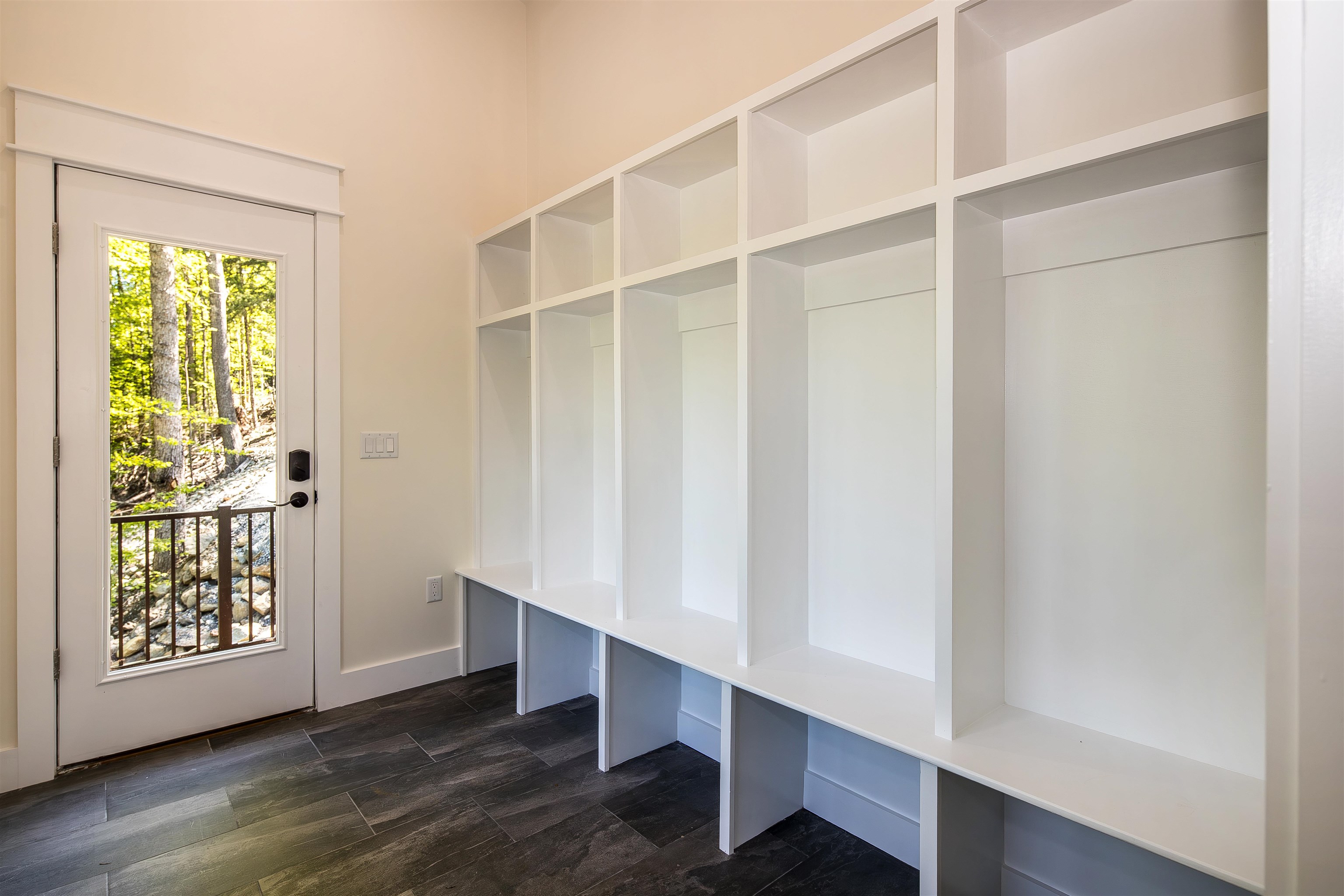 Custom entry way/mud room 25524729