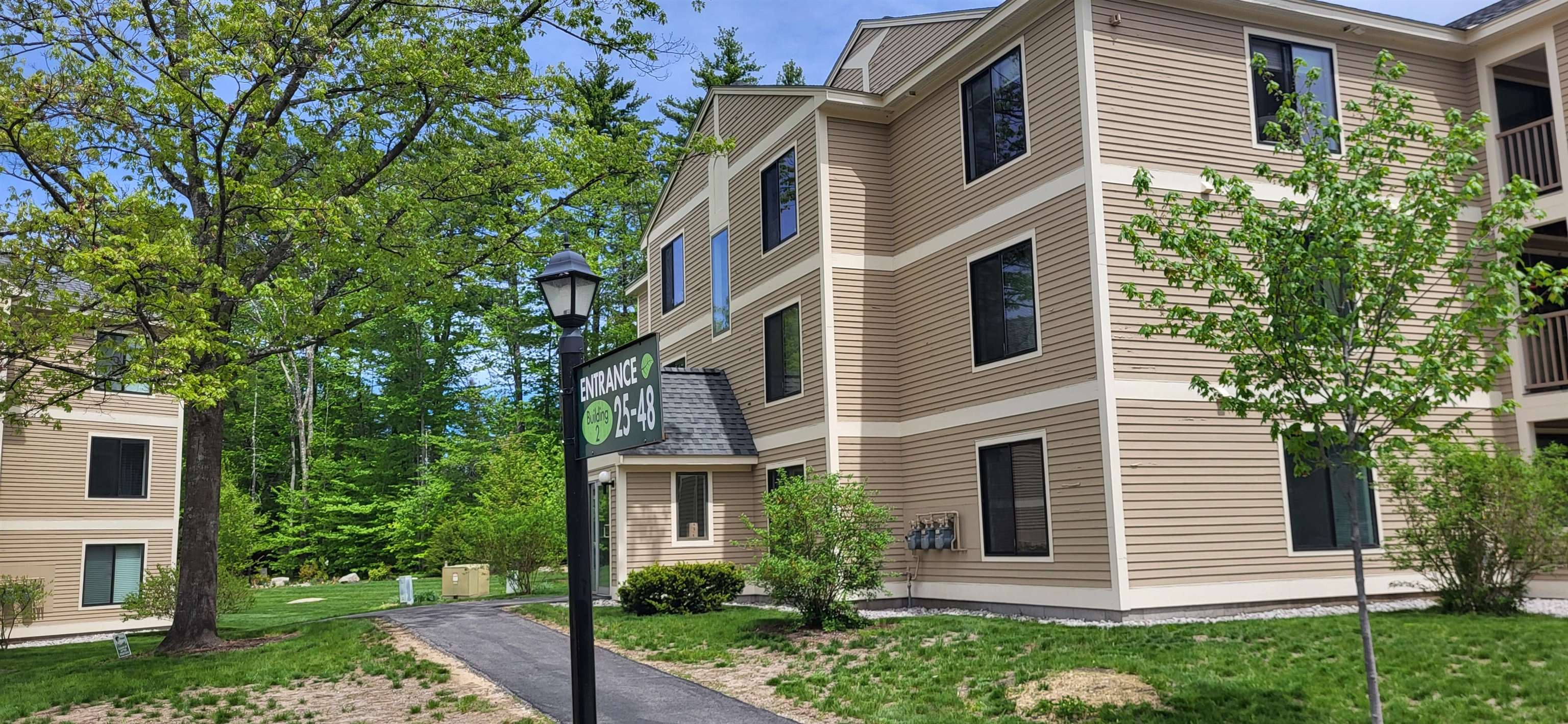 19 Saco St, Conway, NH 03813