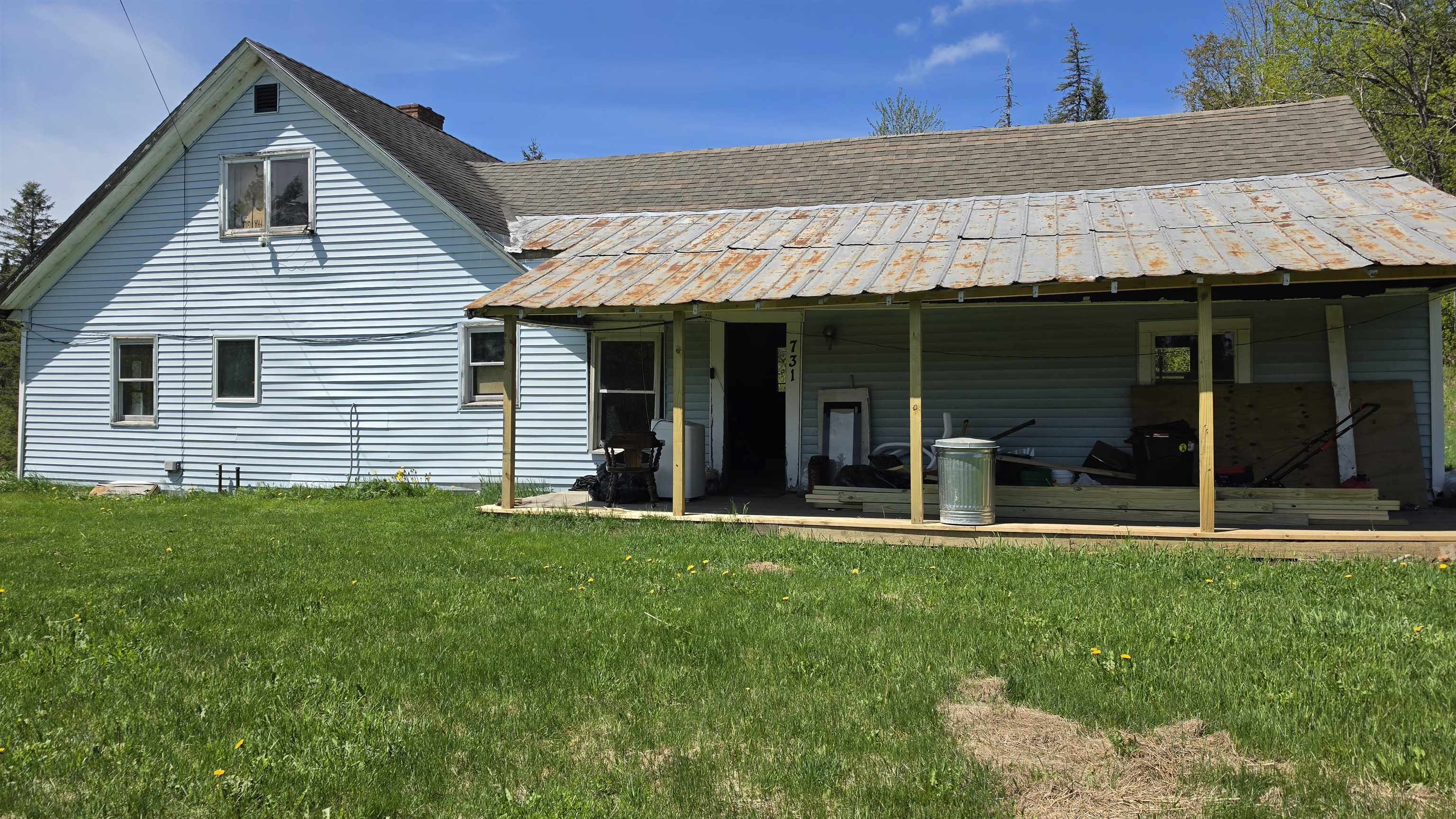 731 Hollow Rd, Stewartstown, NH 03576