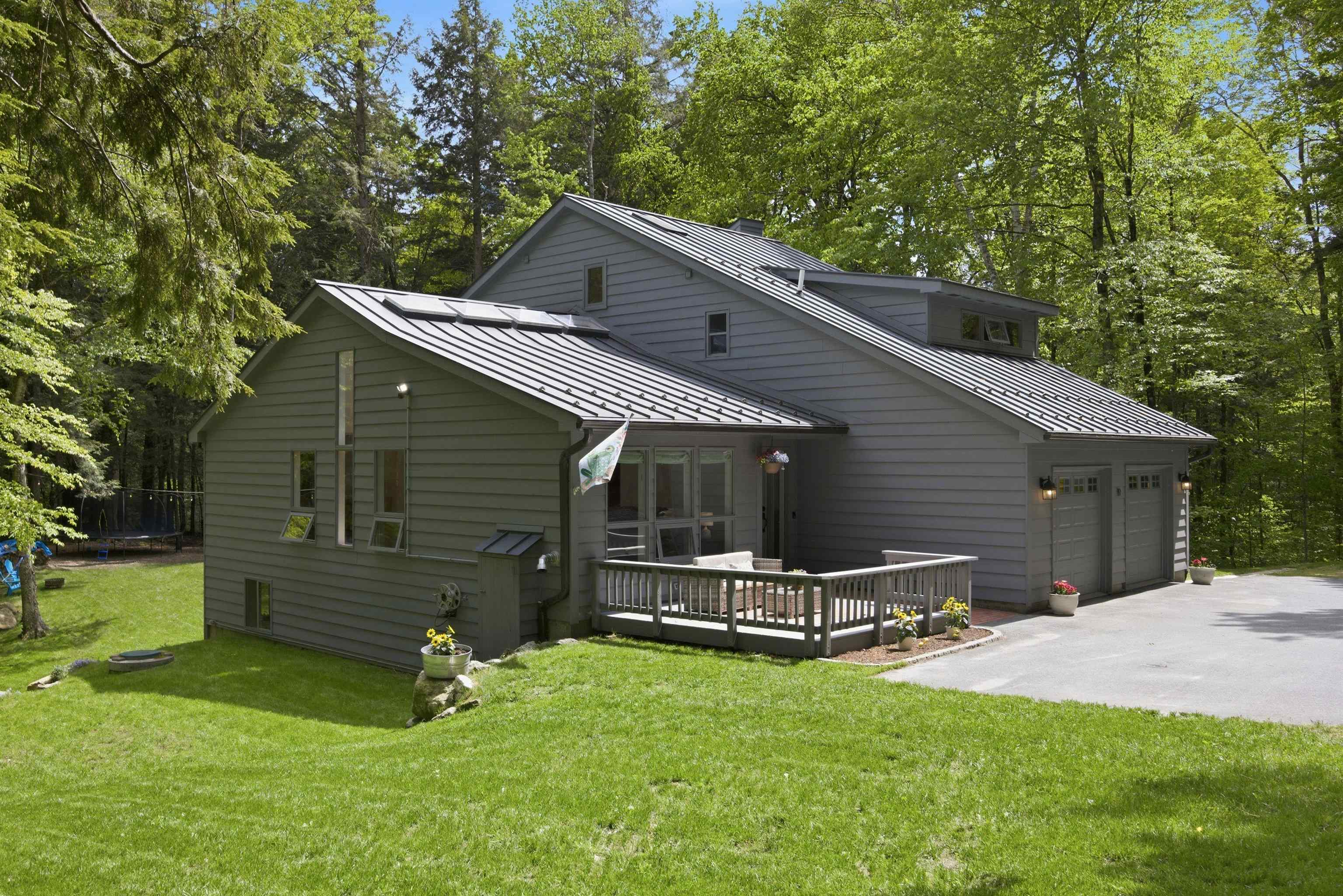 19 Hummingbird Hill, Grantham, NH 03753