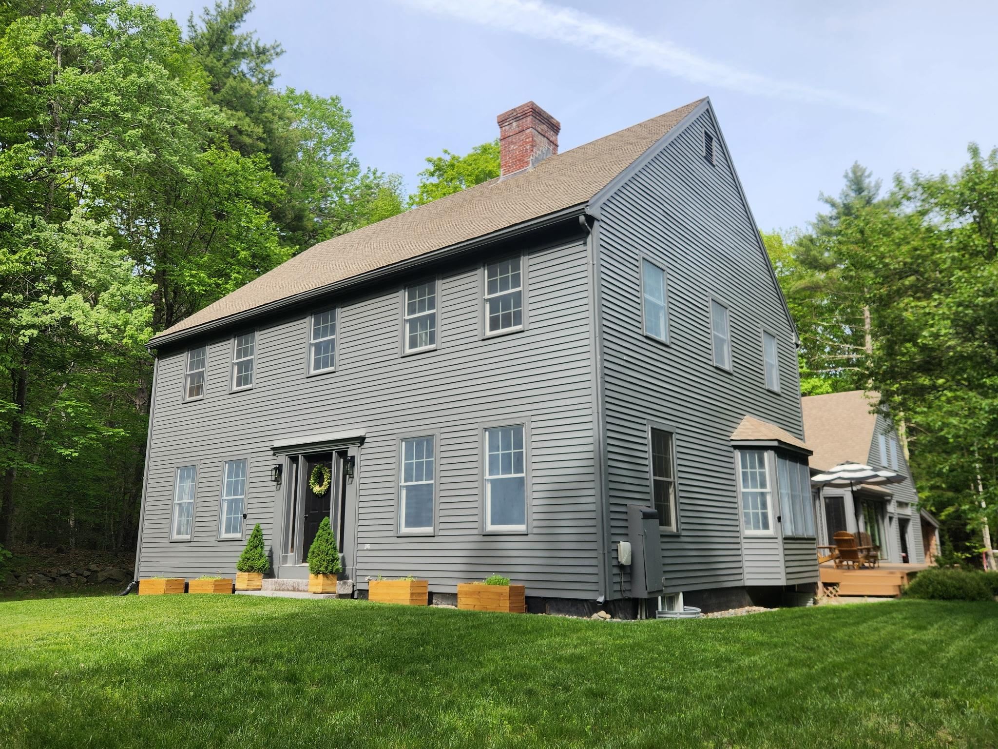 301 Galloping Hill Rd, Hopkinton, NH 03229
