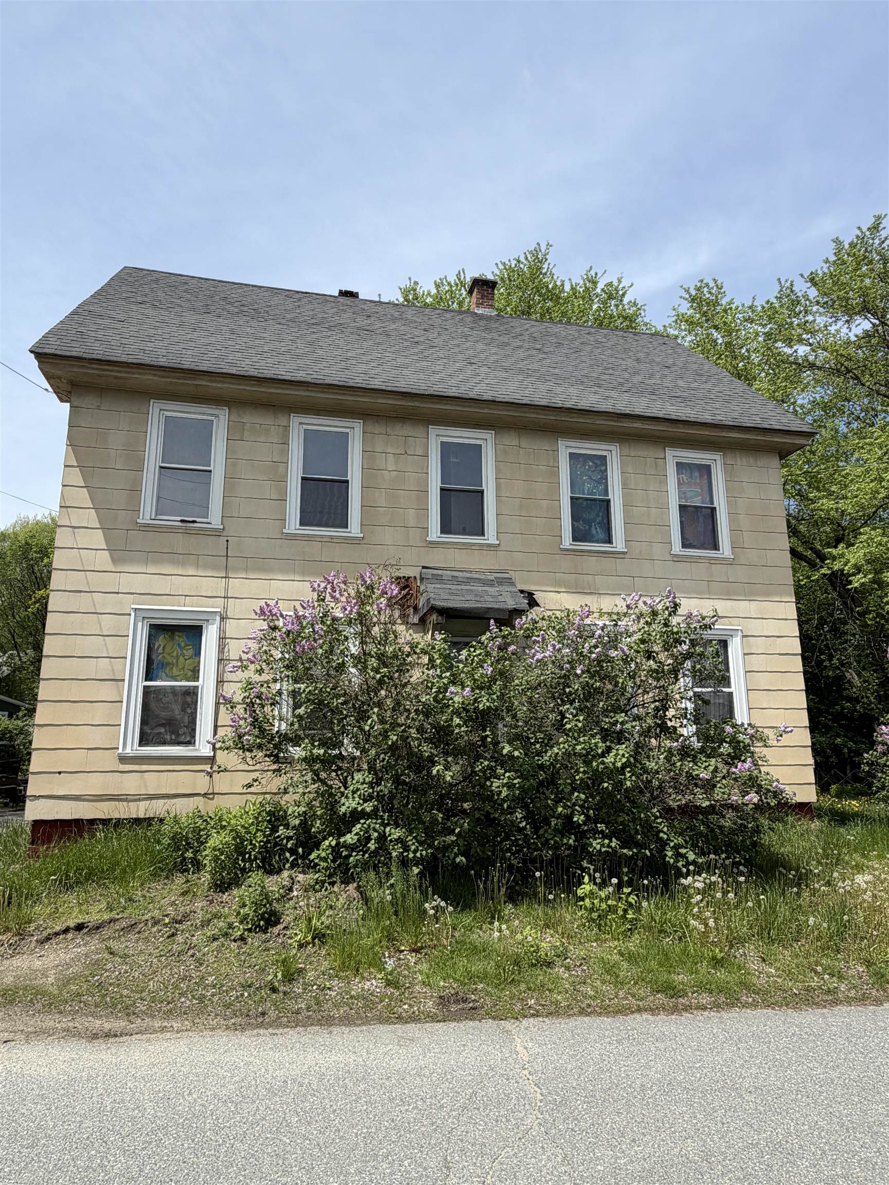9 Cherry St, Haverhill, NH 03785