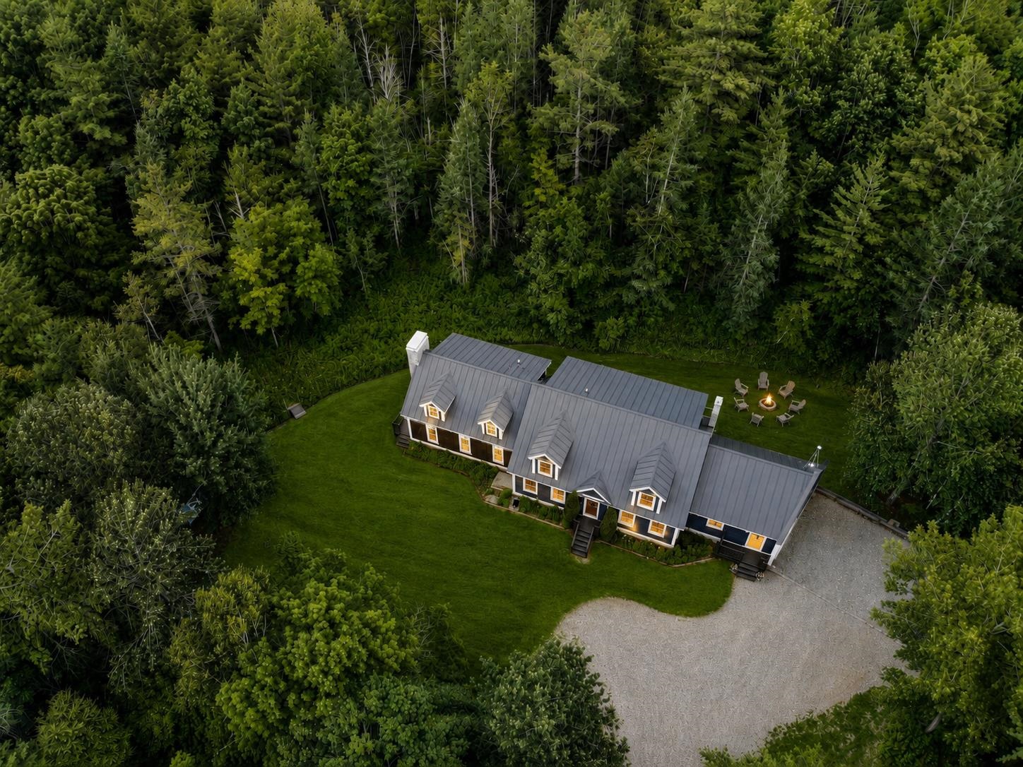 Photo 2 of Single family home for sale at 2572 Morse Hill Rd, Dorset, VT 05251 | MLS# 5090583 | Listing updated on 2026-09-25