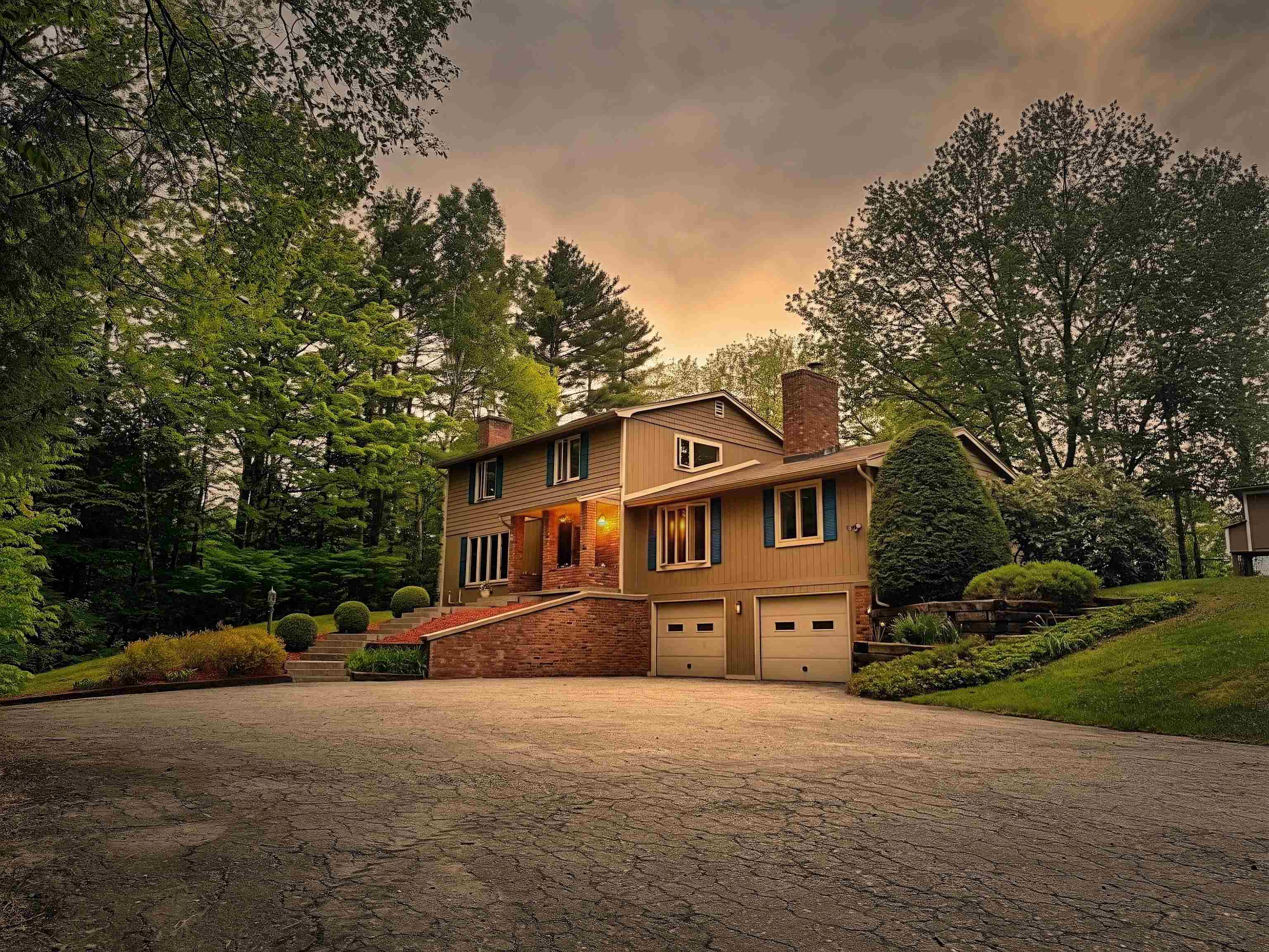 50 Cat Hole Rd, Claremont, NH 03743