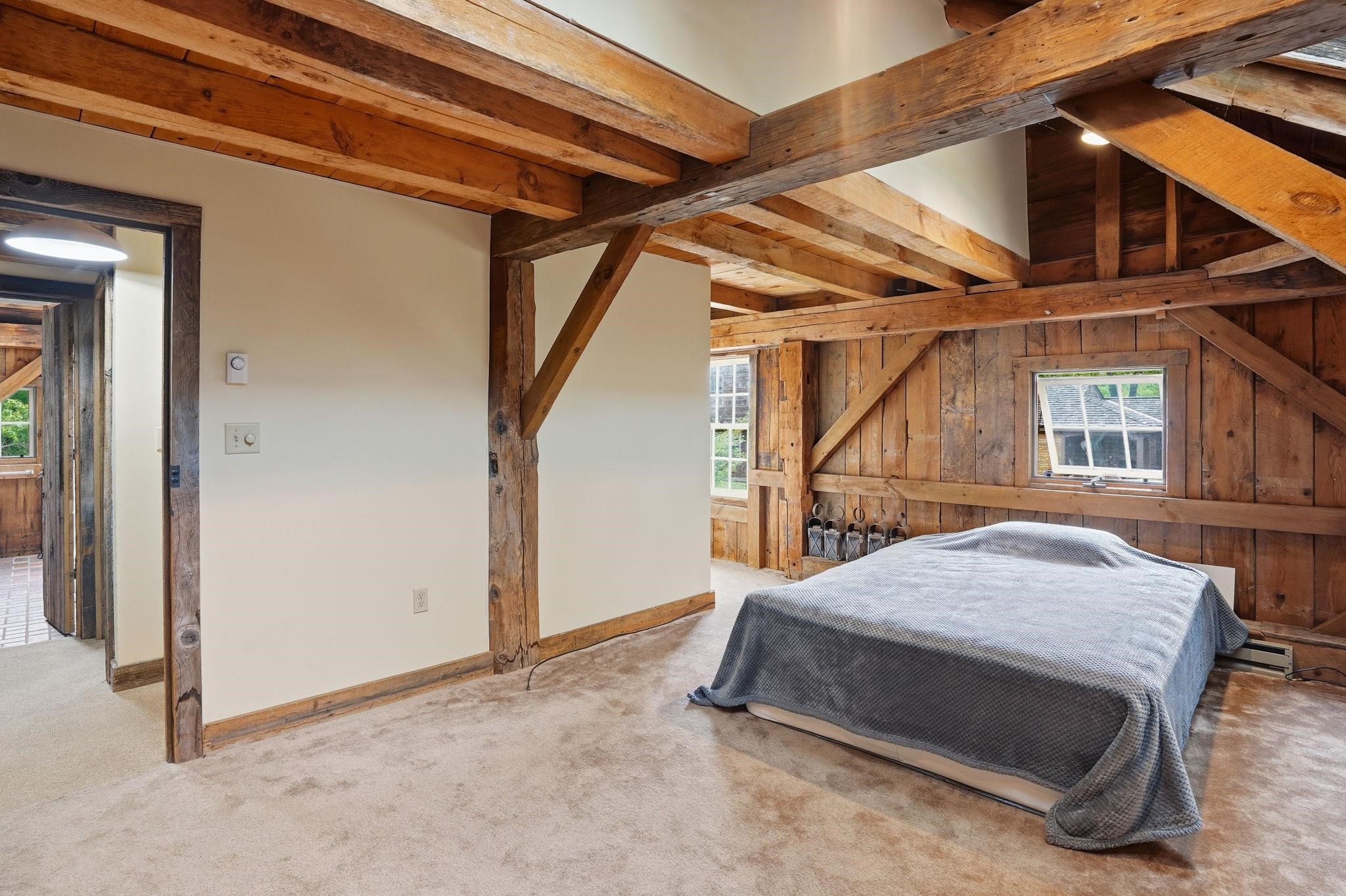 515 E Surry Rd, Surry, NH 03431