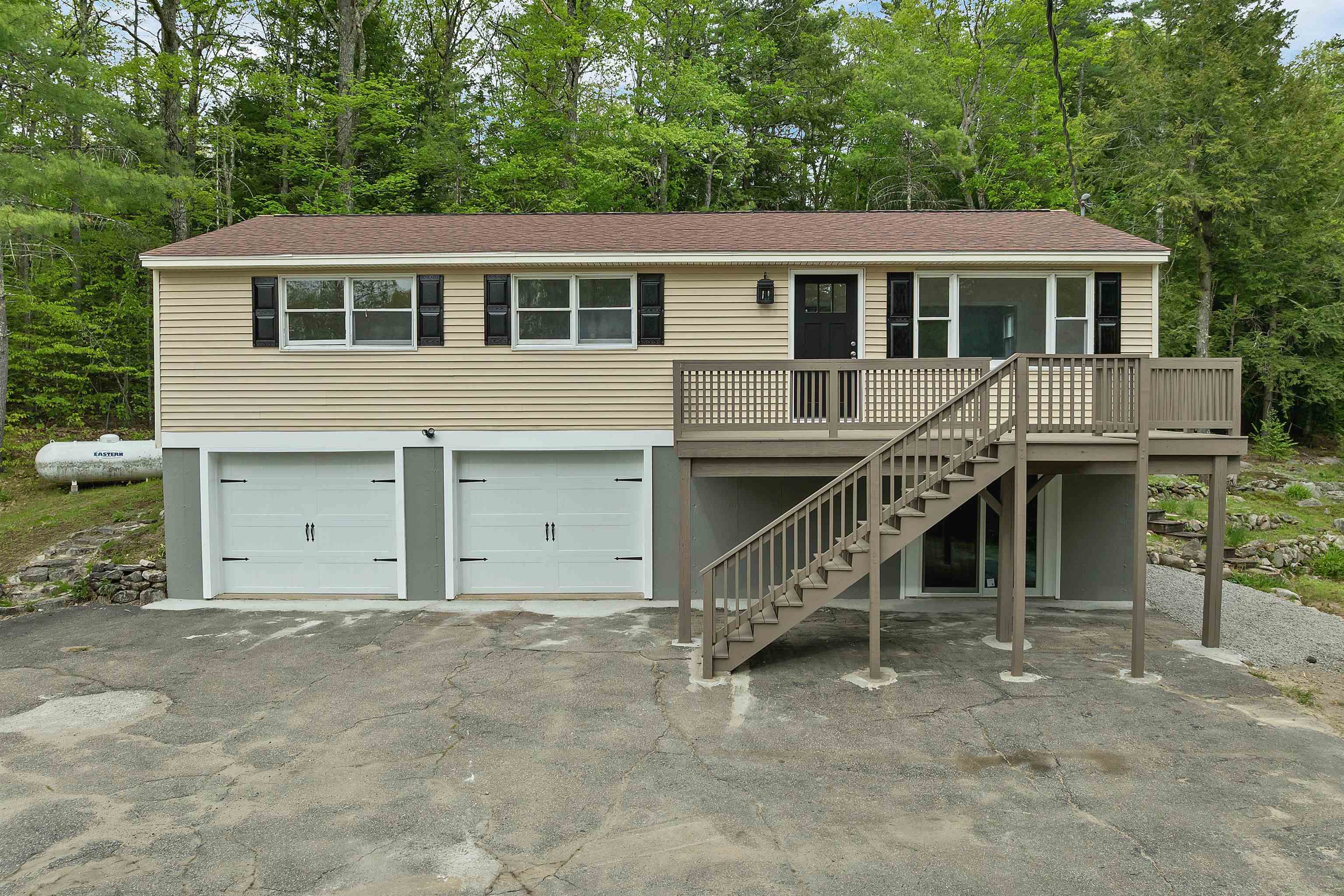 34 Hollings Rd, Webster, NH 03303