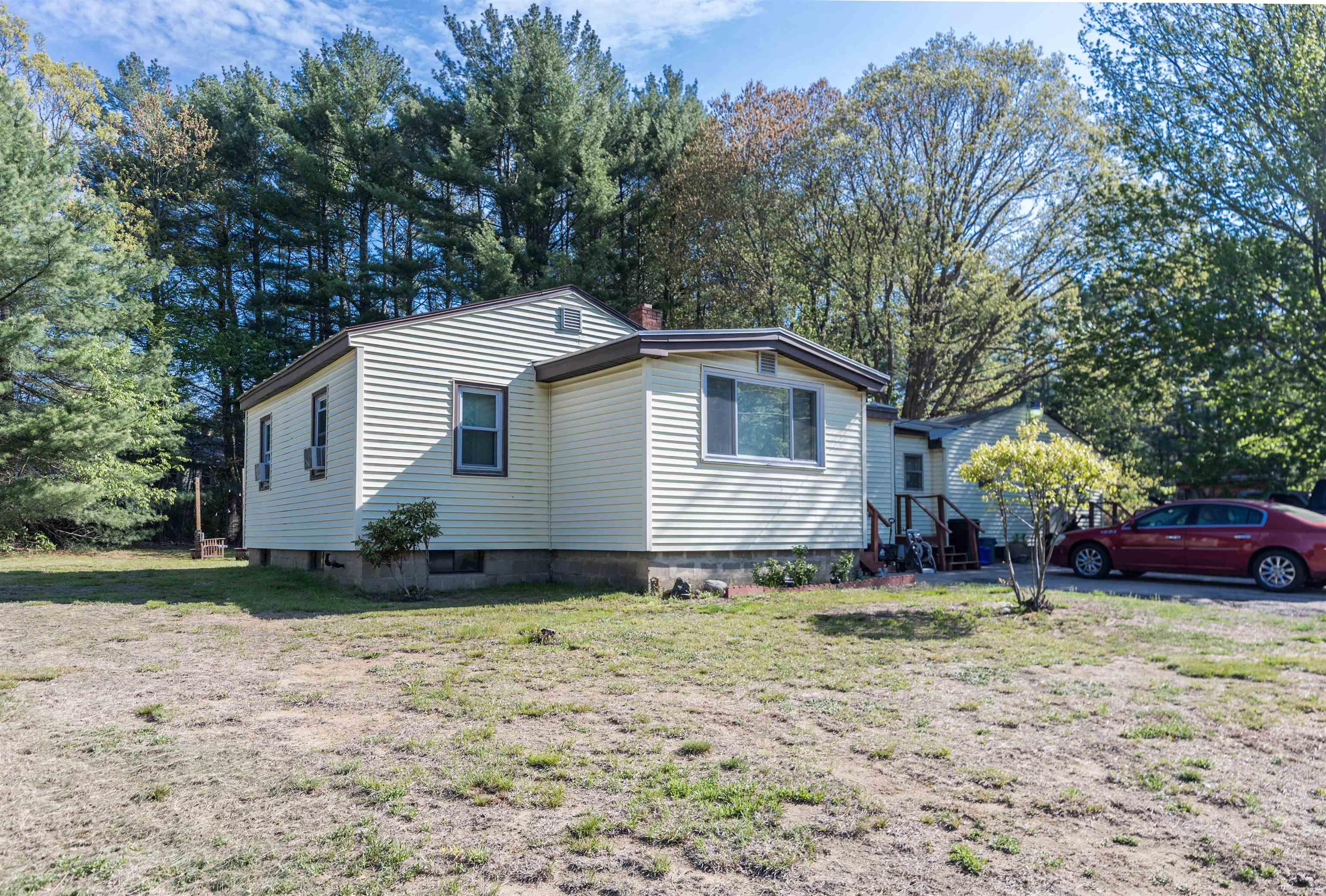 161 Blackwater Rd, Somersworth, NH 03878