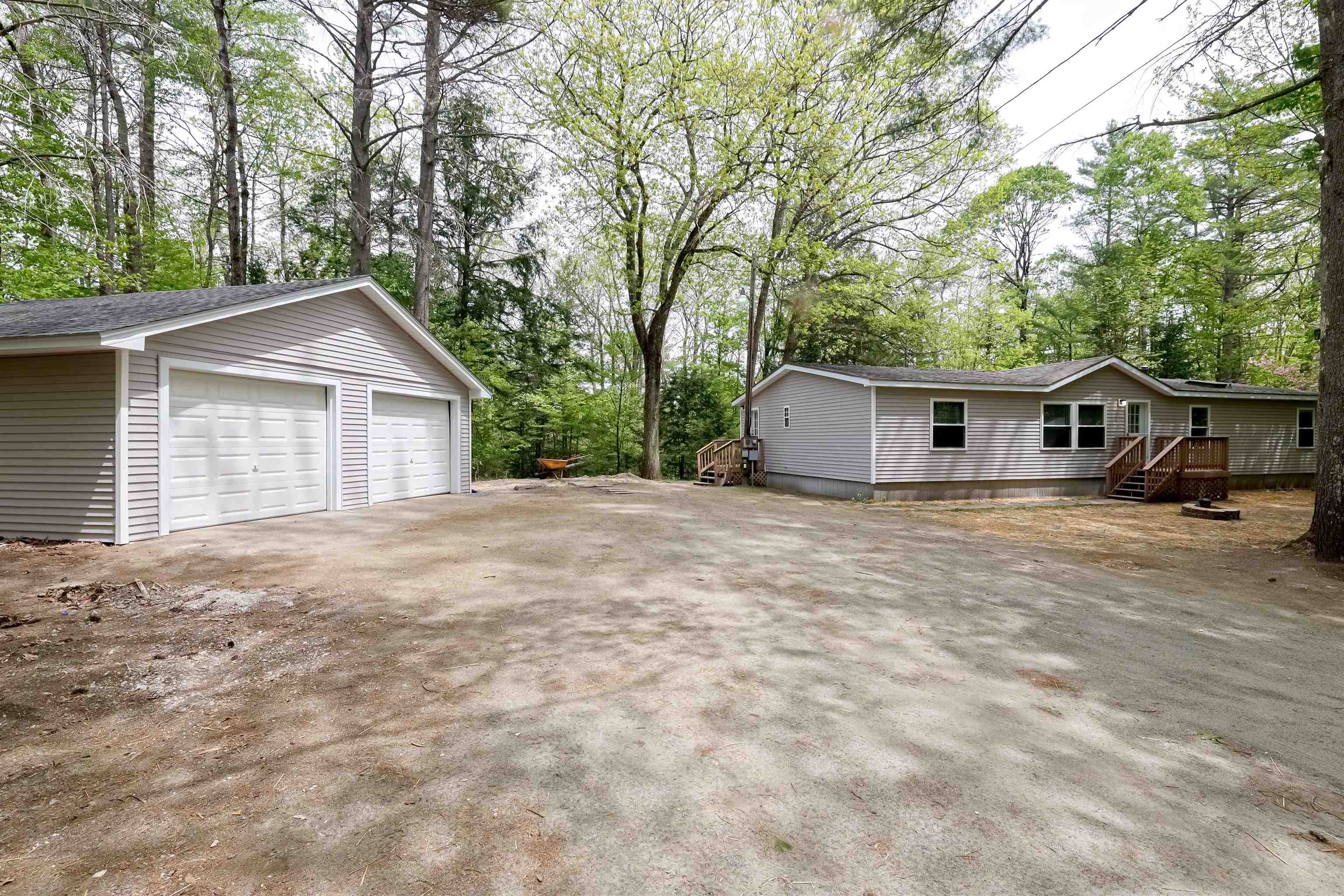 92 Moose Mountain Rd, Canaan, NH 03741