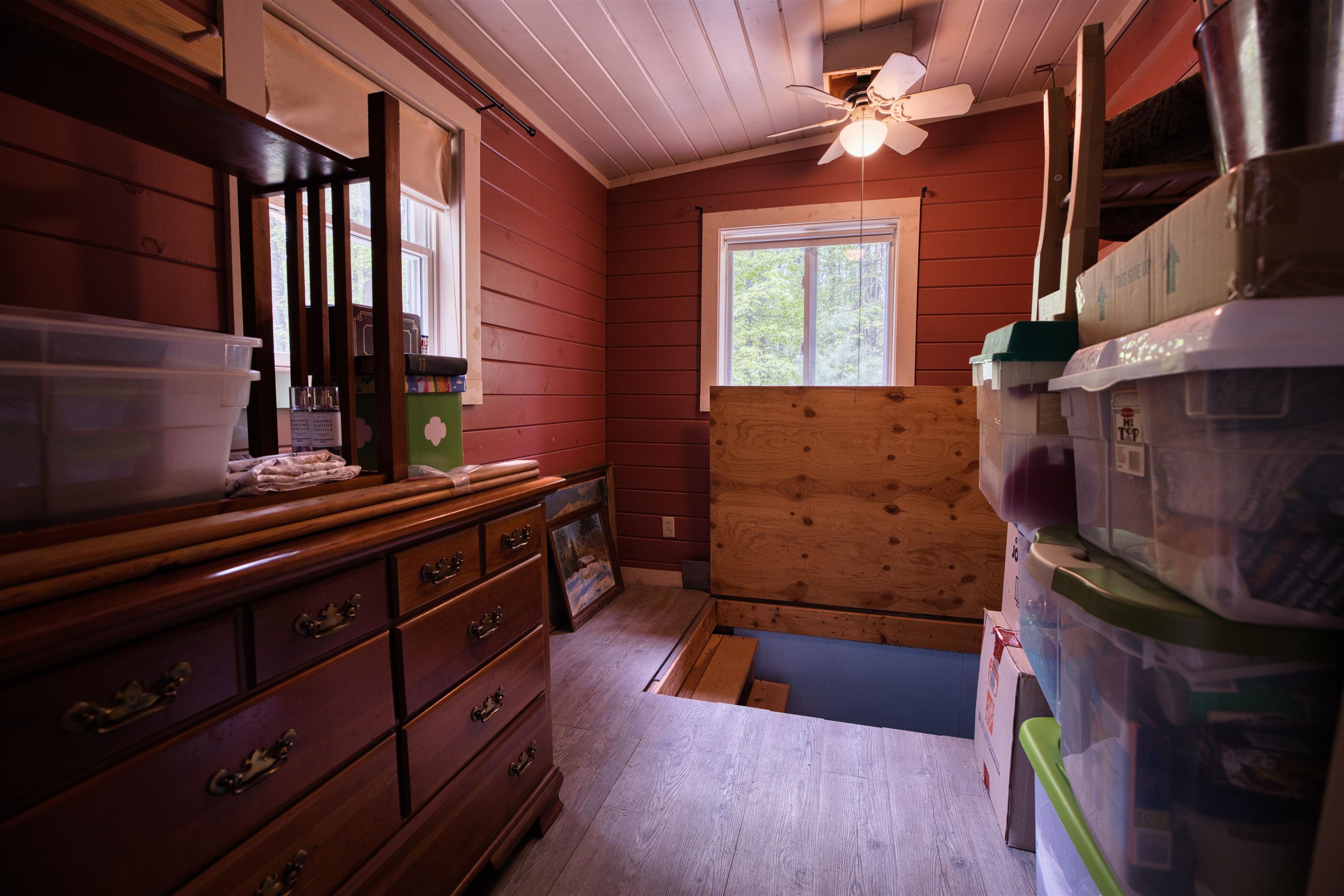 31 Stoddard Ln, Freedom, NH 03836
