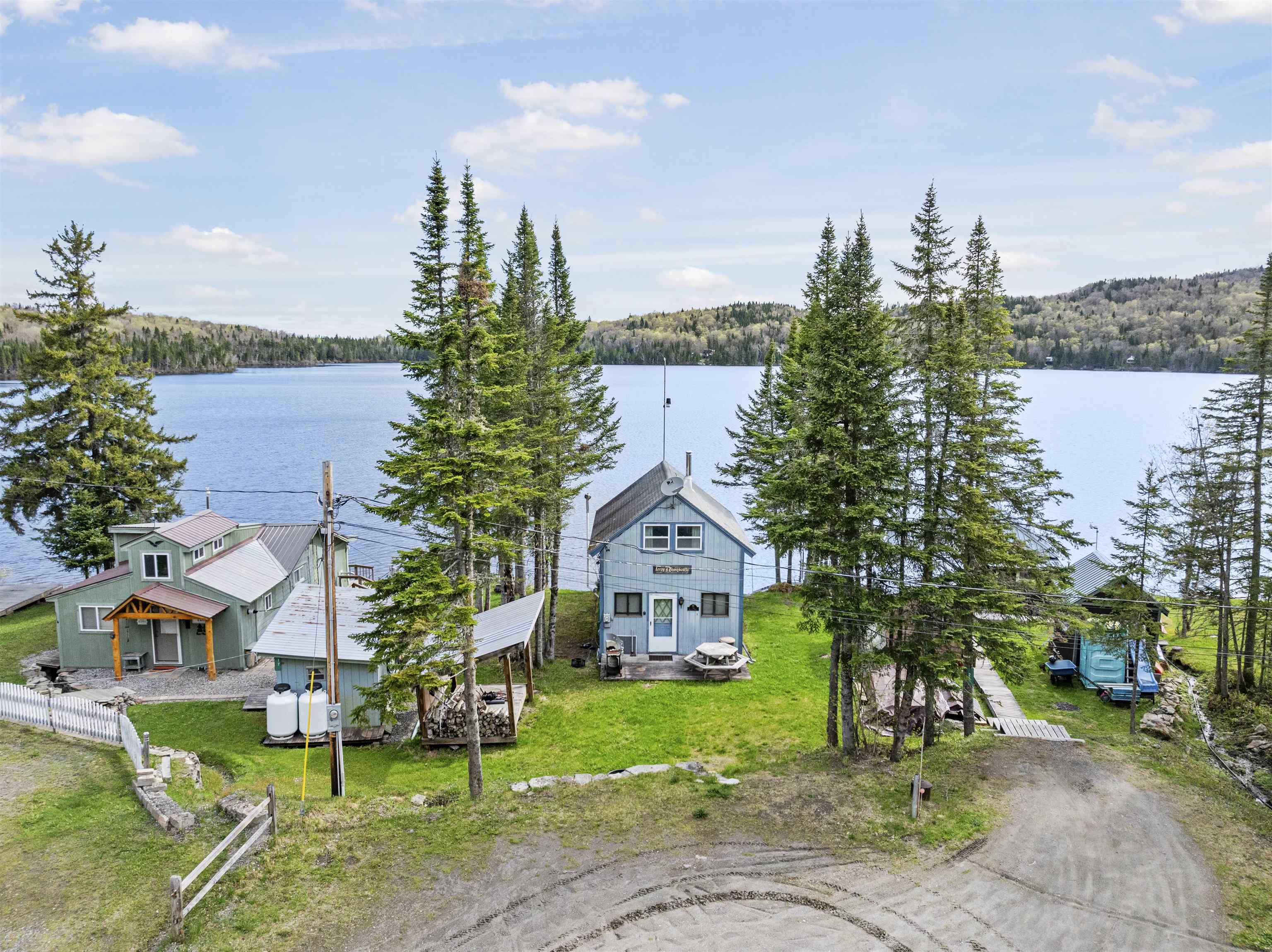 19 Backiel Dr, Stewartstown, NH 03576