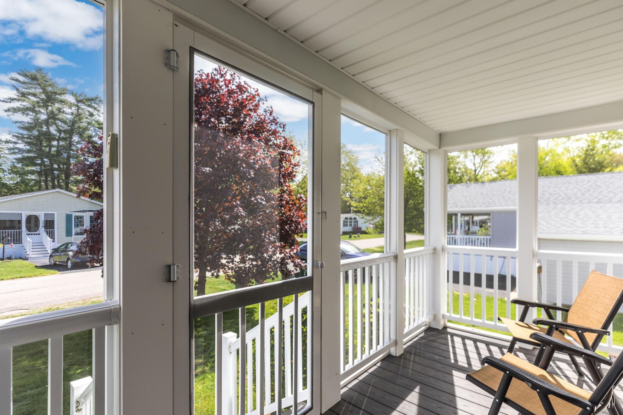27 Watercress Dr, Rochester, NH 03868