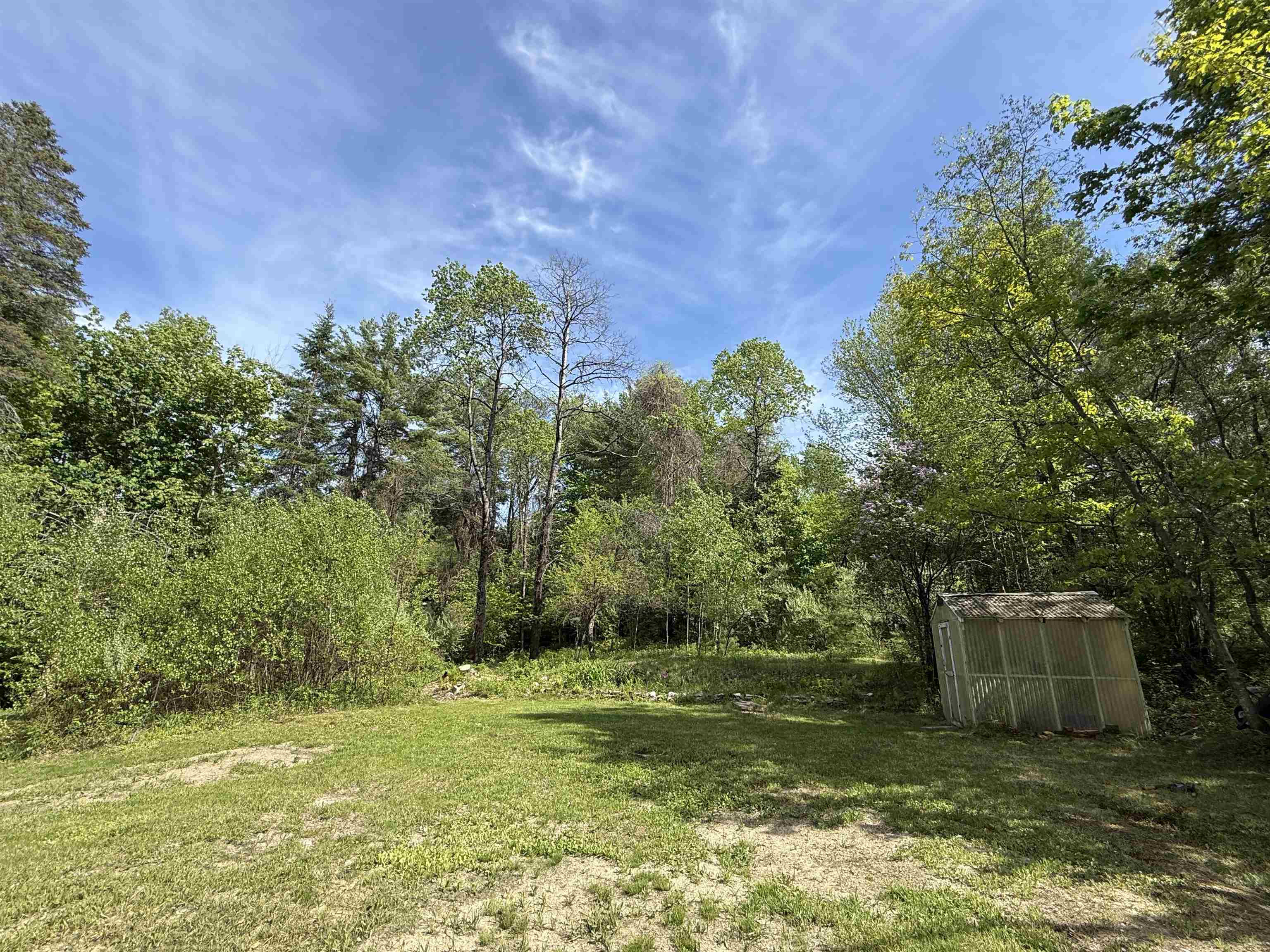 A former home once sat here 25346096