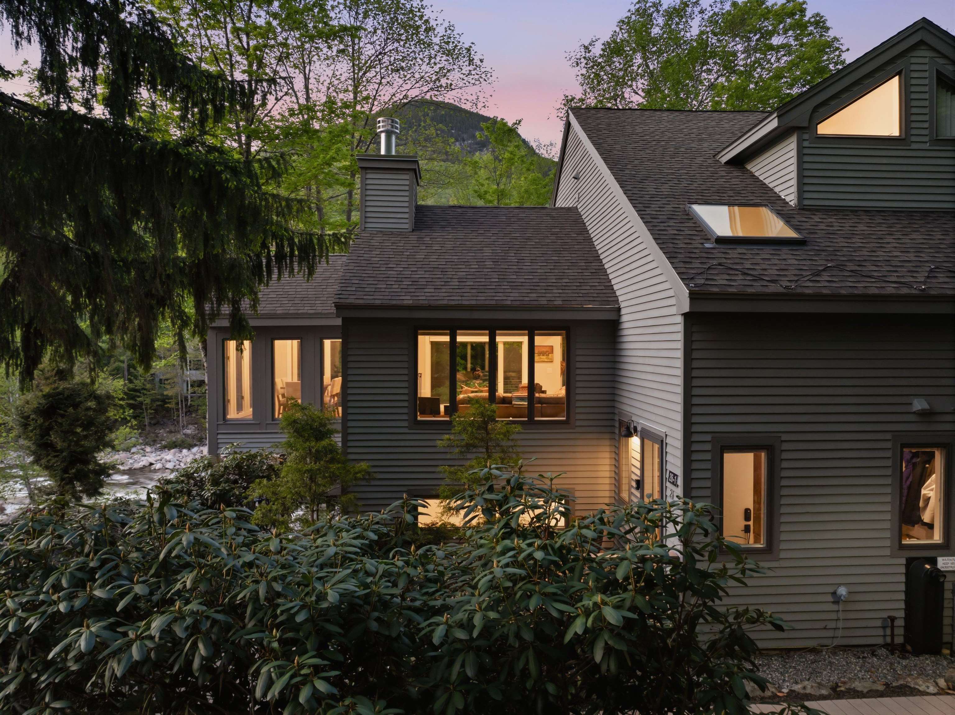 26 Loonwood Dr, Lincoln, NH 03251