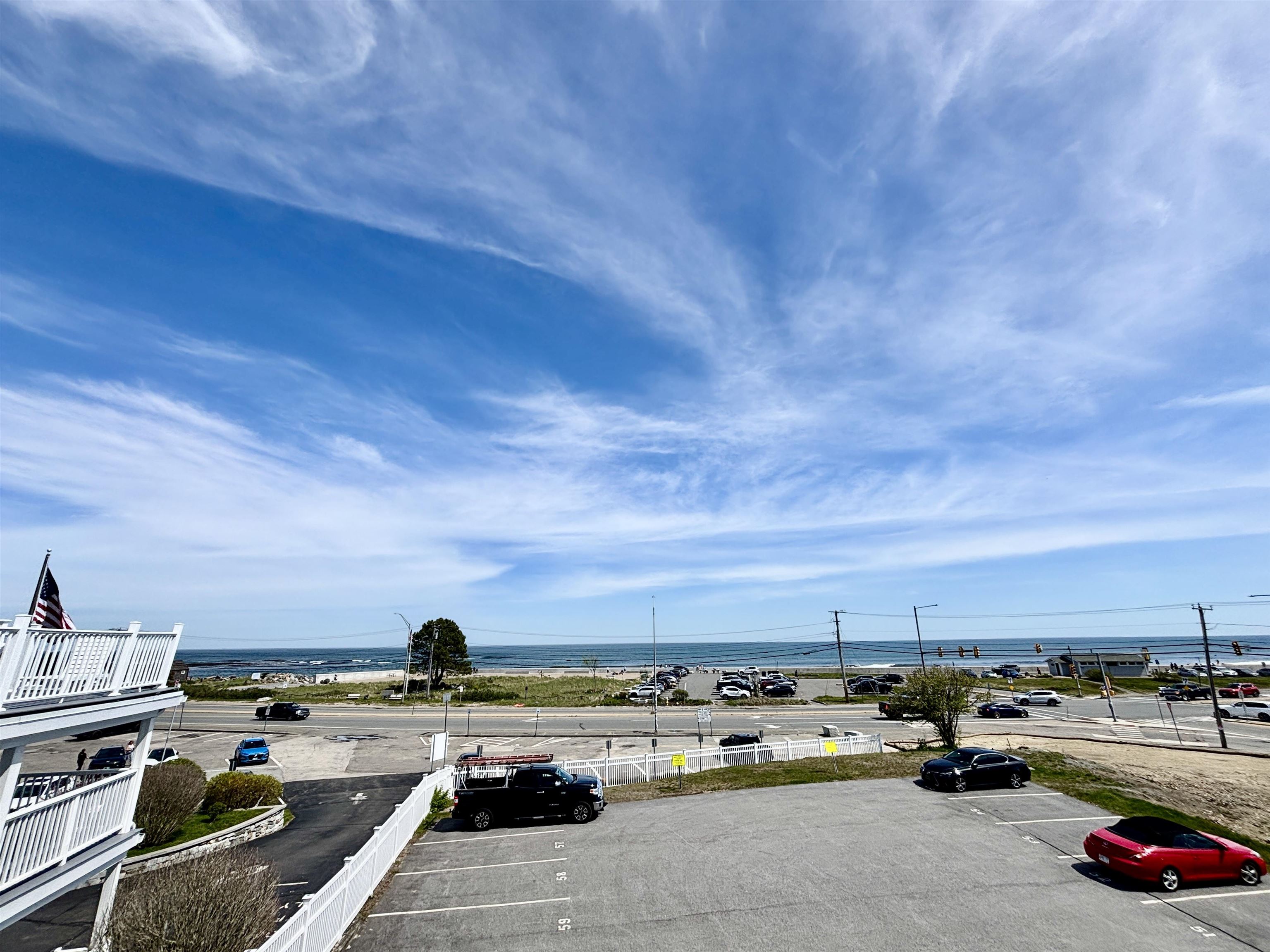 933 Ocean Blvd, Hampton, NH 03842