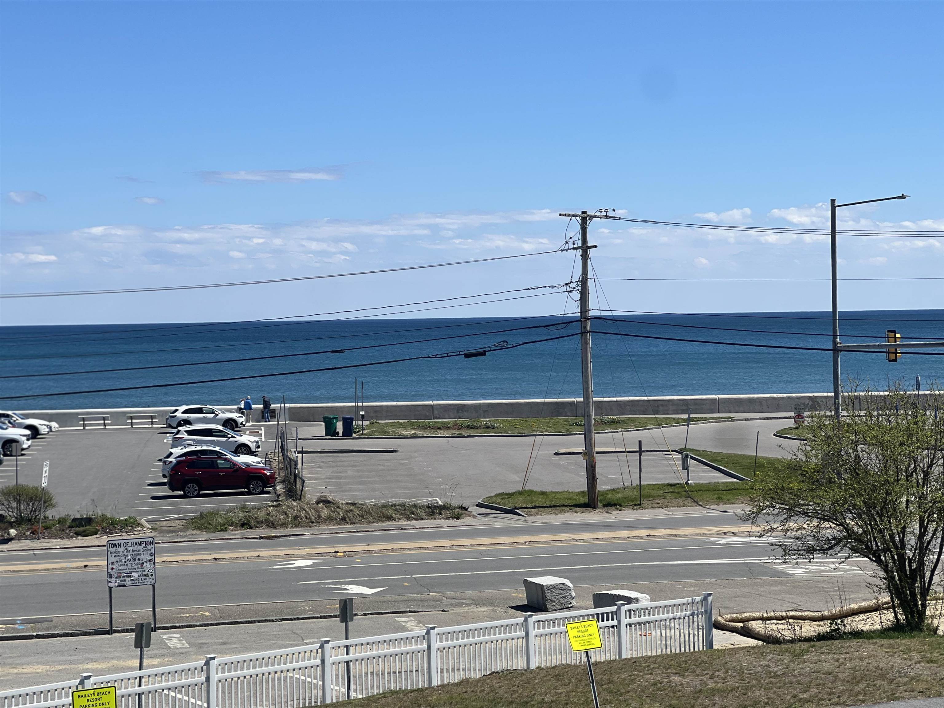 933 Ocean Blvd, Hampton, NH 03842